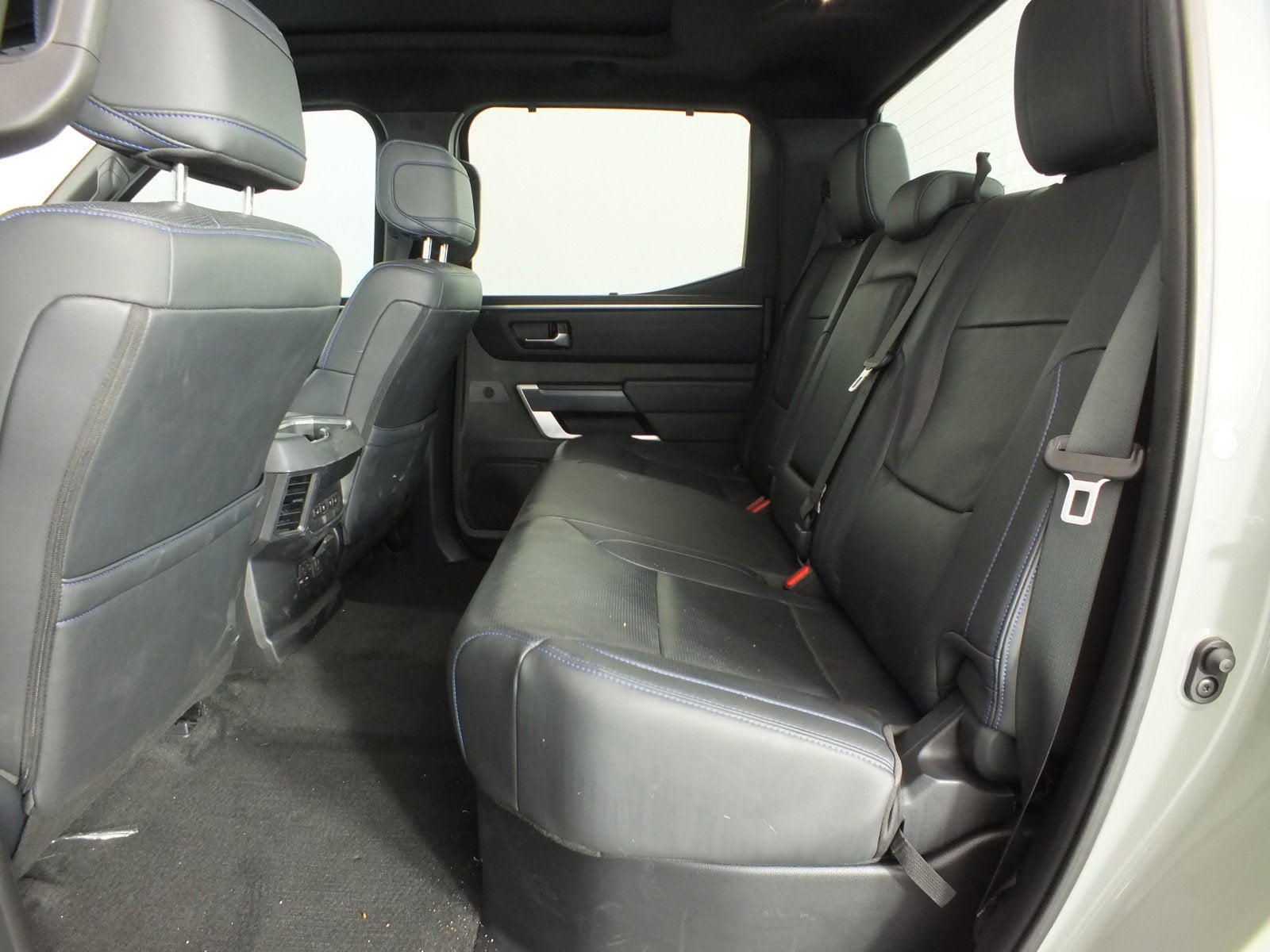 2025 Toyota Tundra Platinum 4WD *1-OWNER!*