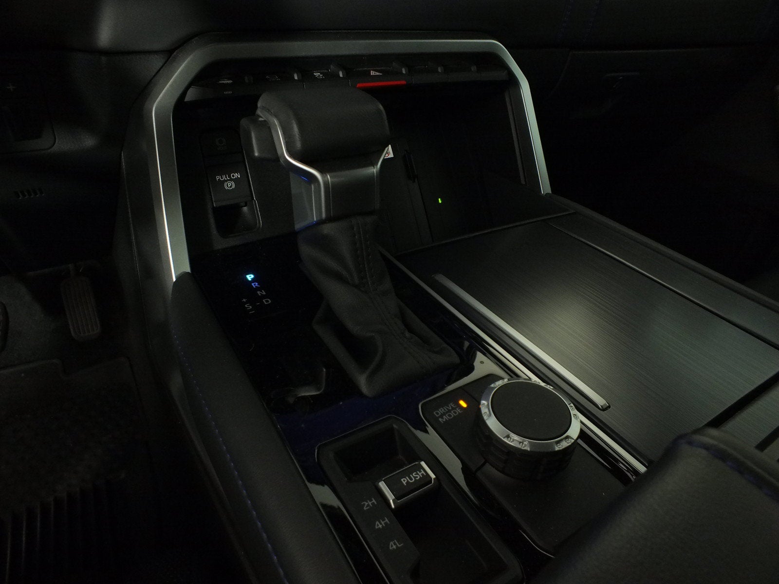 2023 Toyota Tundra Platinum 4WD *1-OWNER*