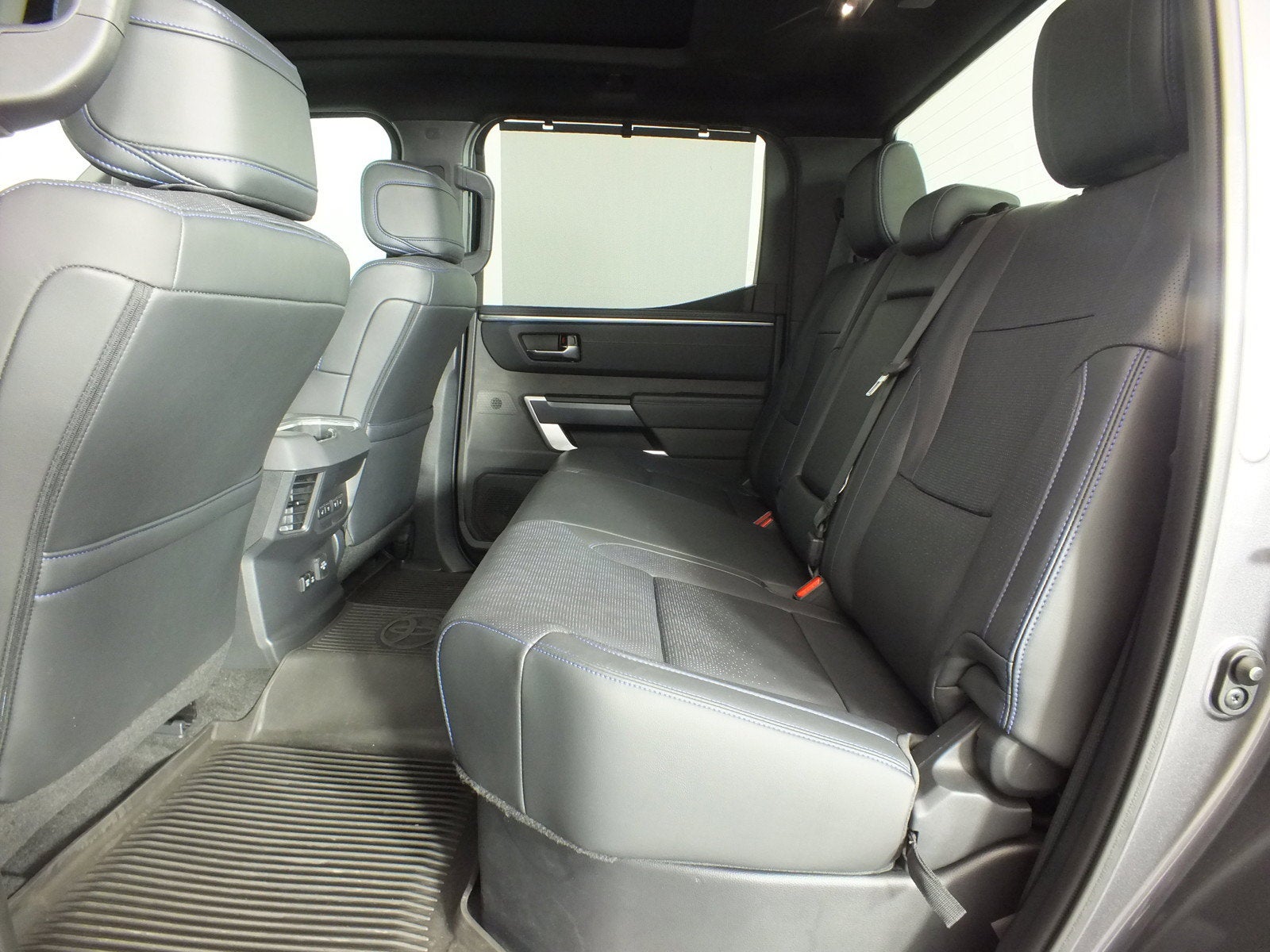 2023 Toyota Tundra Platinum 4WD *1-OWNER*