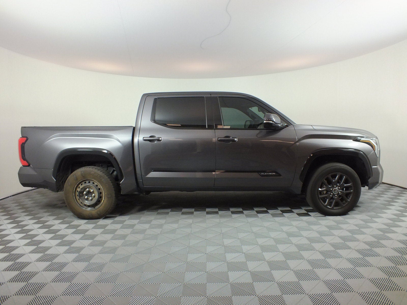 2023 Toyota Tundra Platinum 4WD *1-OWNER*