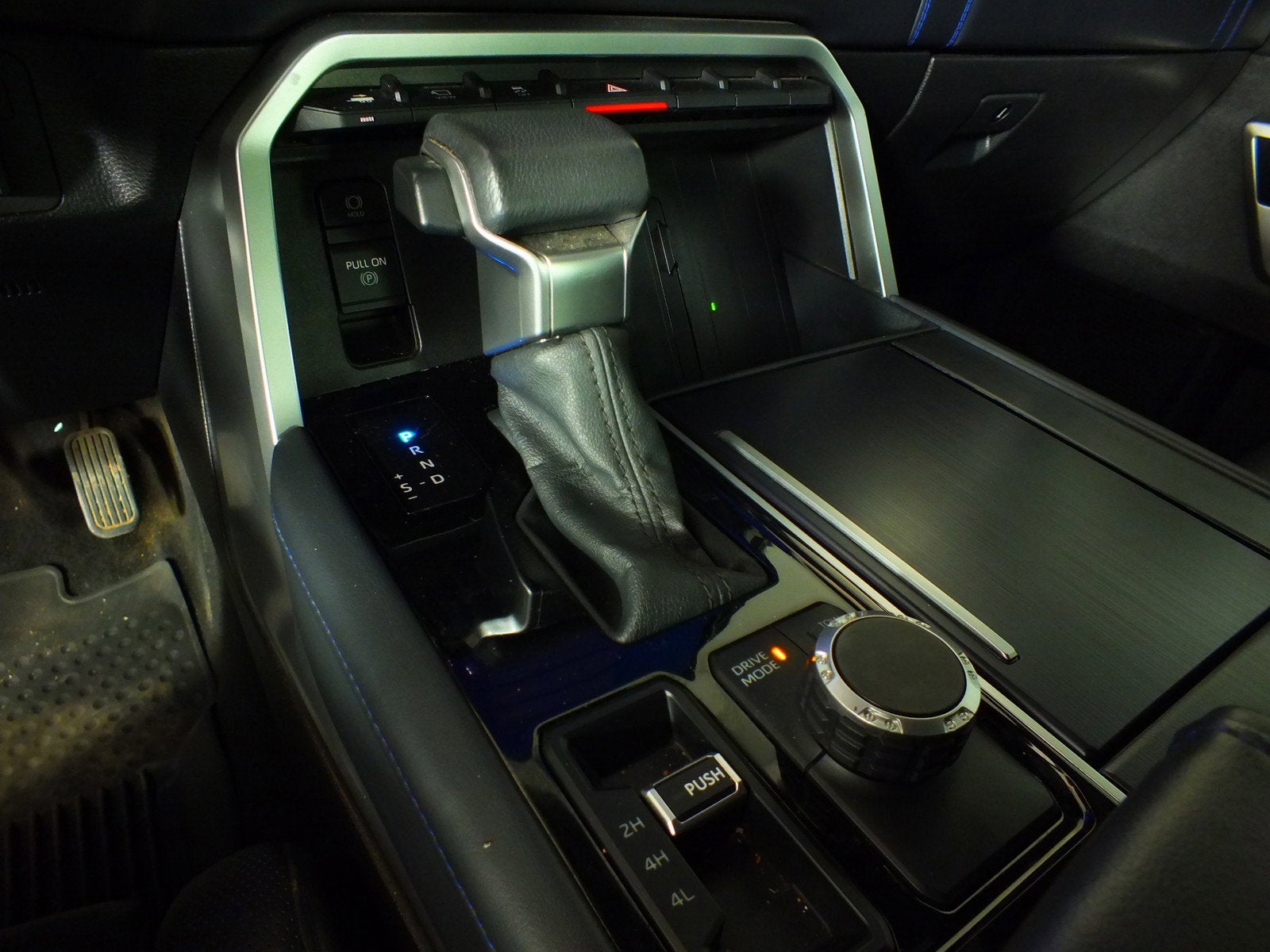 2022 Toyota Tundra Platinum 4WD *1-OWNER*