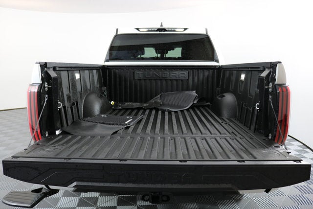 2024 Toyota Tundra Platinum Hybrid 4WD *1-OWNER*