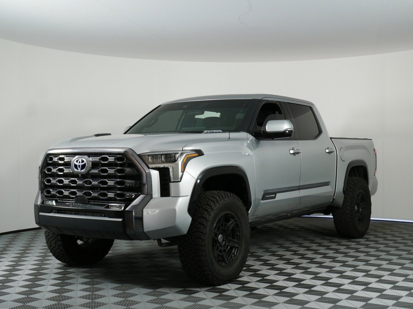 2023 Toyota Tundra Platinum Hybrid 4WD *CLEAN CARFAX*