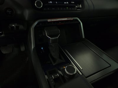2025 Toyota Tundra Platinum Hybrid 4WD *1-OWNER*