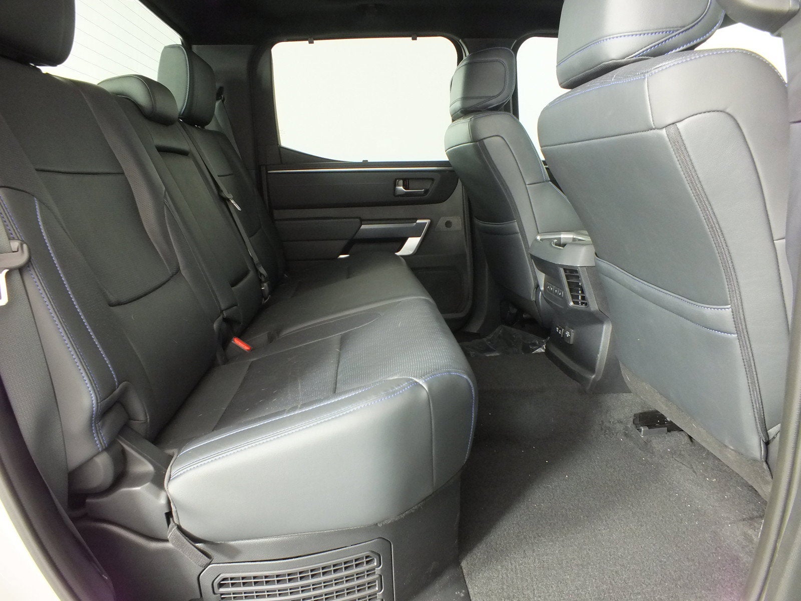2025 Toyota Tundra Platinum Hybrid 4WD *1-OWNER*