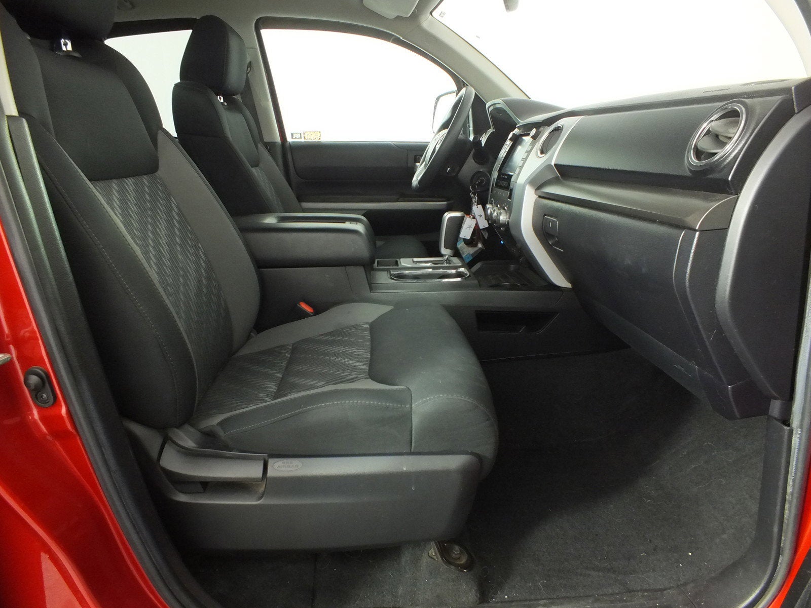 2020 Toyota Tundra SR5 2WD *UNDER 35K MILES!*