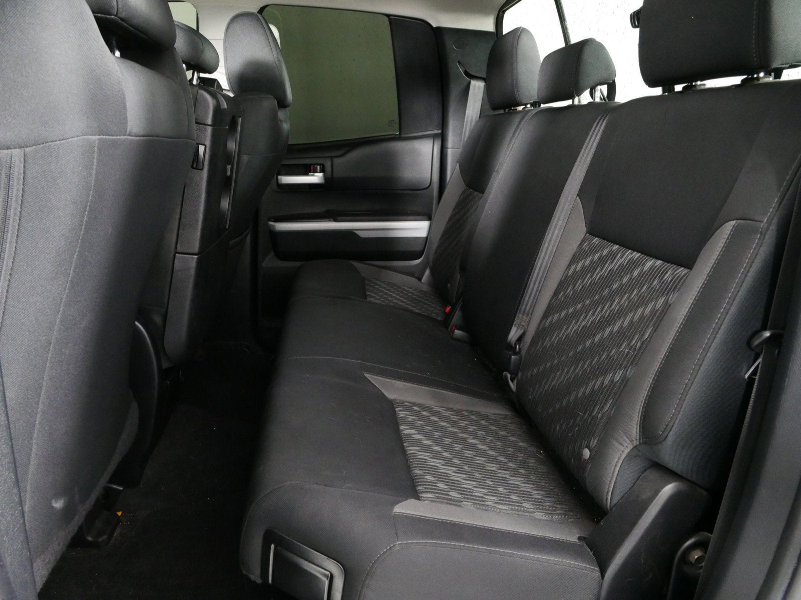 2021 Toyota Tundra SR5 *WELL MAINTAINED*