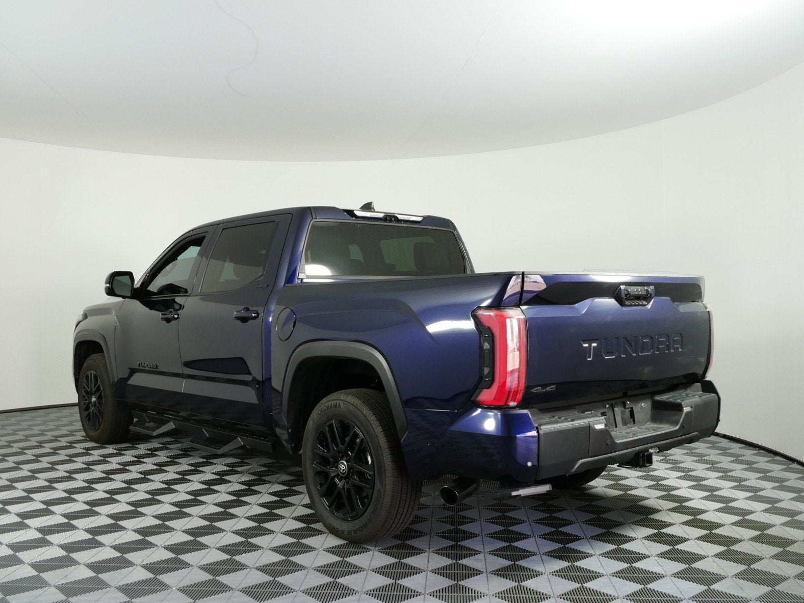 2026 Toyota Tundra Limited 4WD *1-OWNER*