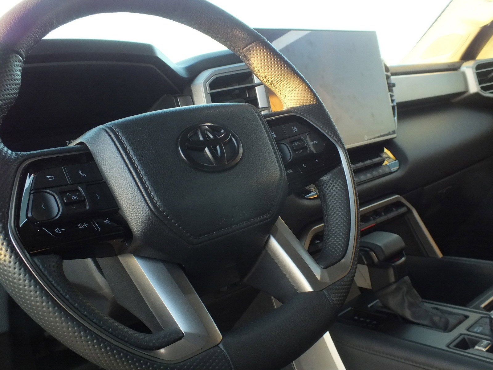 2024 Toyota Tundra Limited 4WD *1-OWNER! TRD OFF-ROAD PKG*