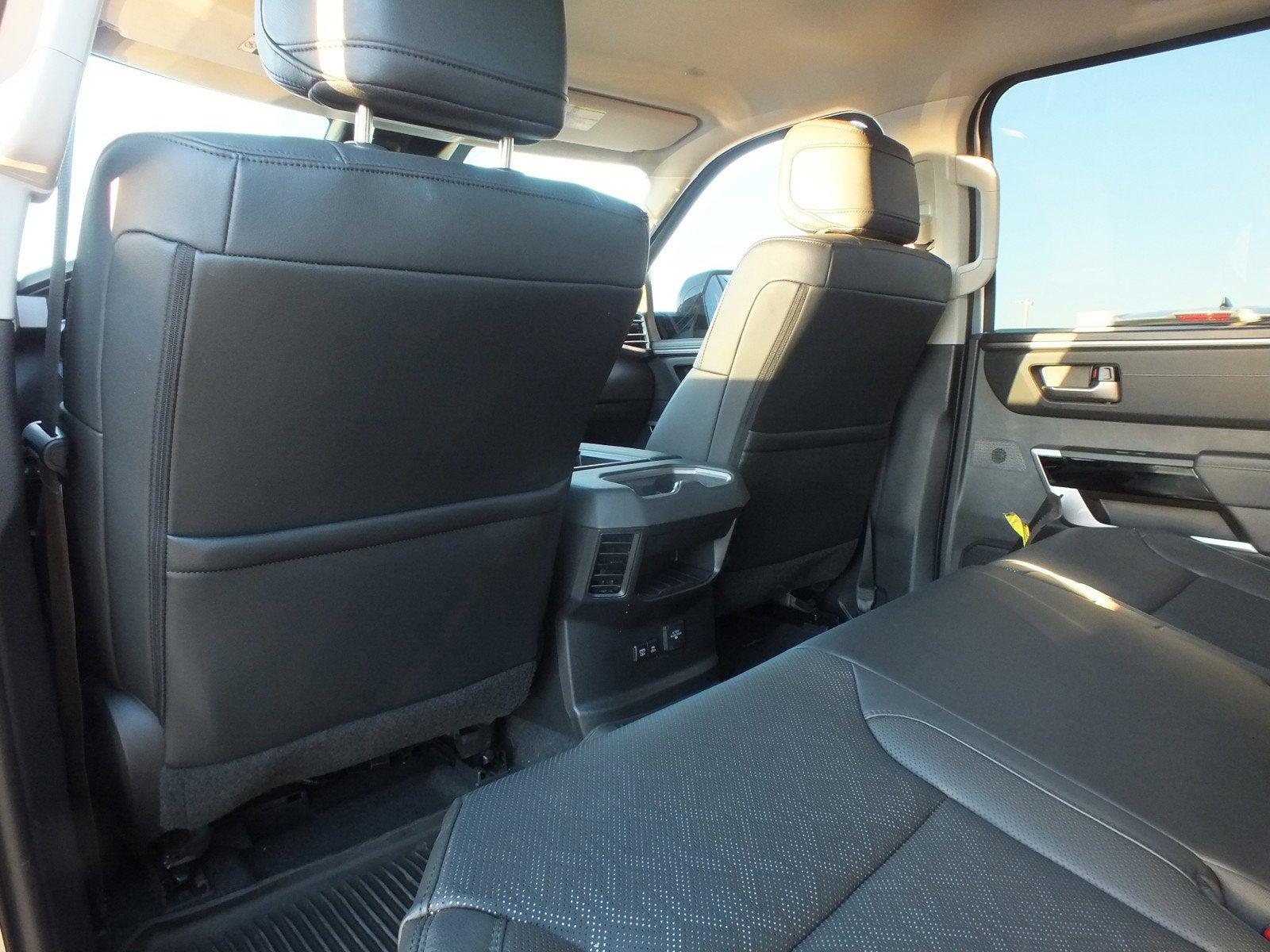 2024 Toyota Tundra Limited 4WD *1-OWNER! TRD OFF-ROAD PKG*