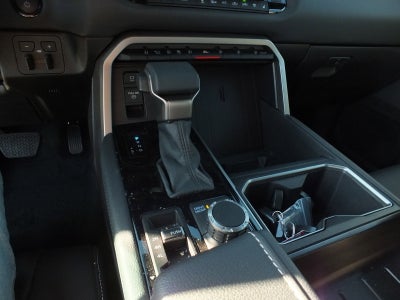 2026 Toyota Tundra Limited Hybrid 4WD *1-OWNER!*