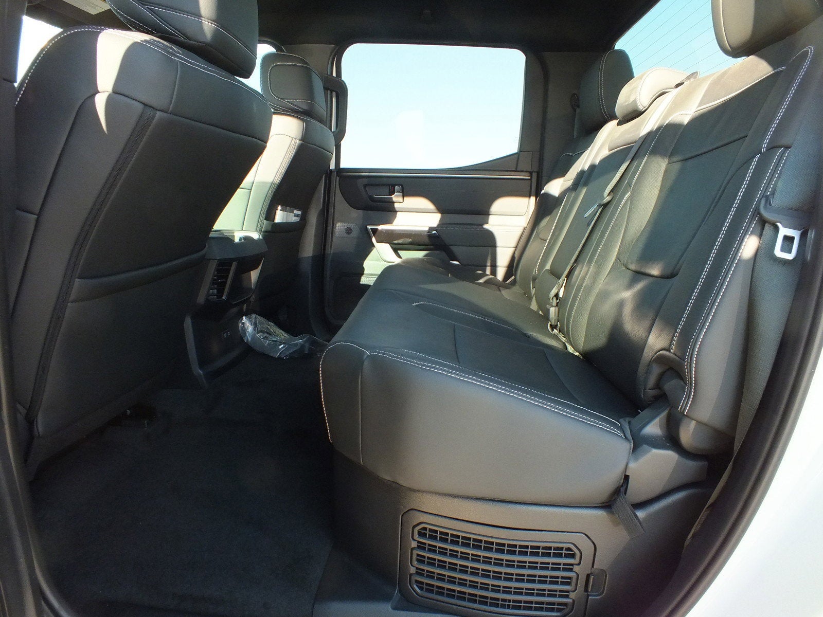 2026 Toyota Tundra Limited Hybrid 4WD *1-OWNER!*