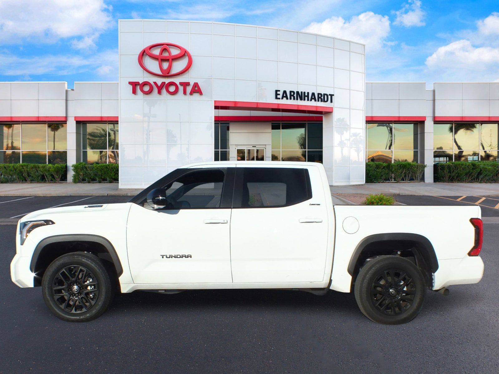 2026 Toyota Tundra Limited Hybrid 4WD *1-OWNER!*