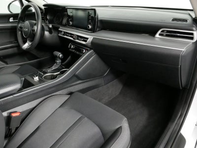 2023 Kia K5 LXS FWD *CLEAN CARFAX*