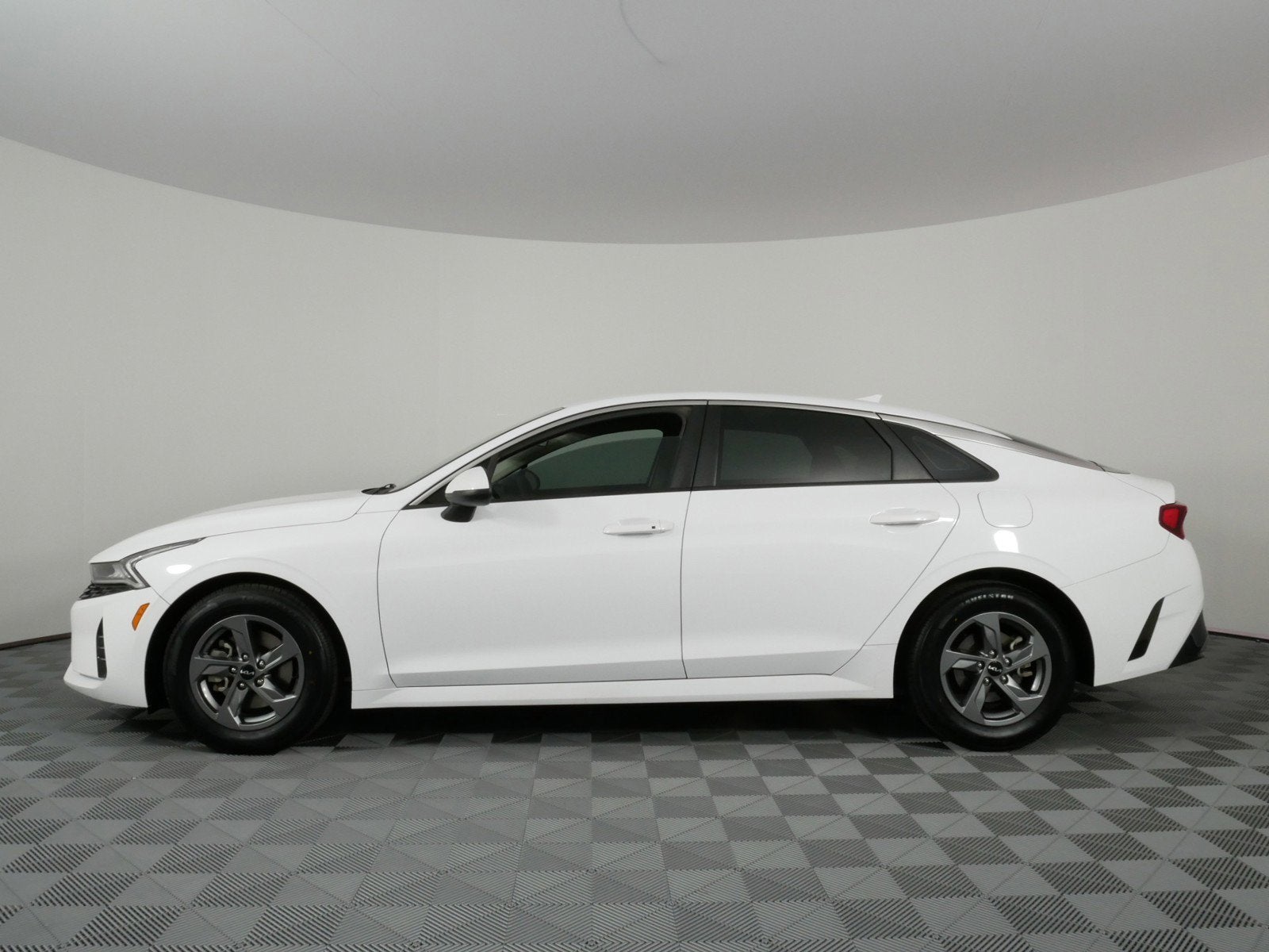 2023 Kia K5 LXS FWD *CLEAN CARFAX*