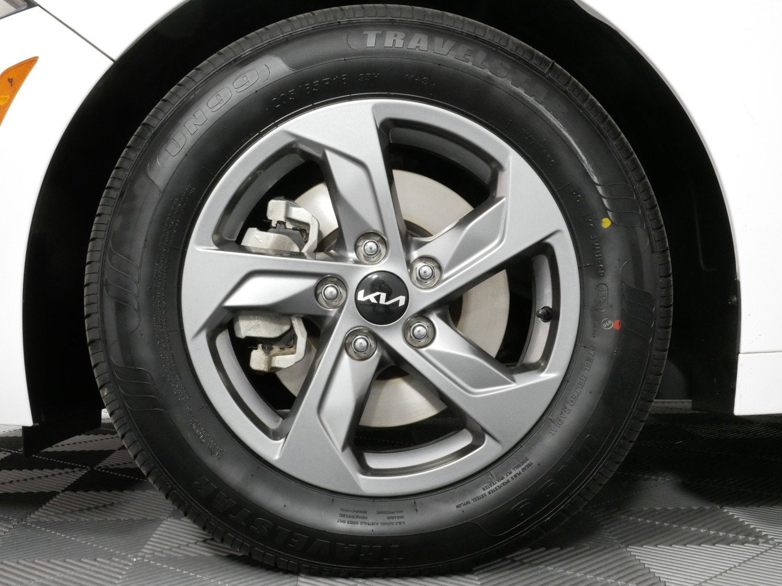 2023 Kia K5 LXS FWD *CLEAN CARFAX*