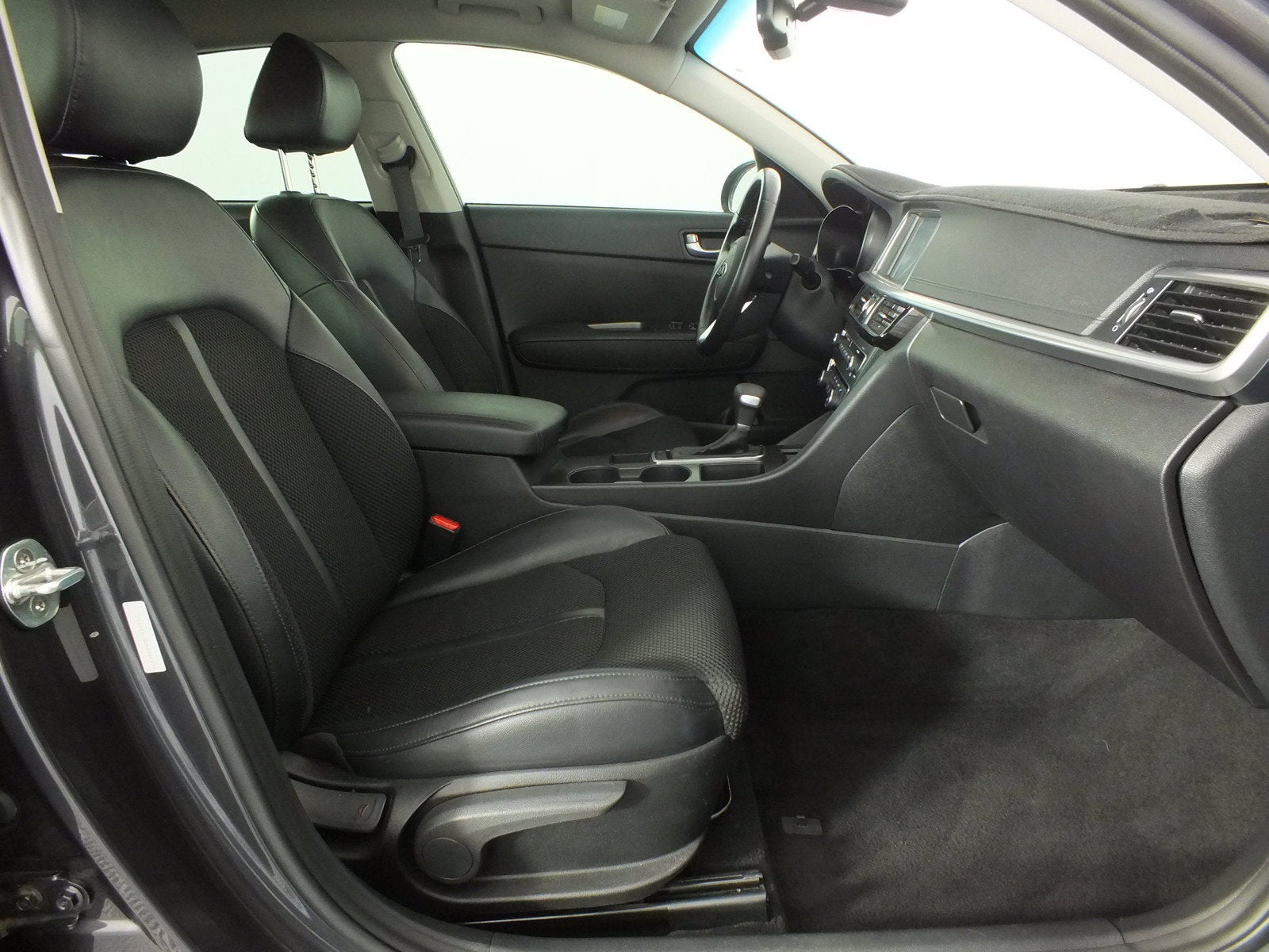 2019 Kia Optima S *RELIABLE DAILY DRIVER!*