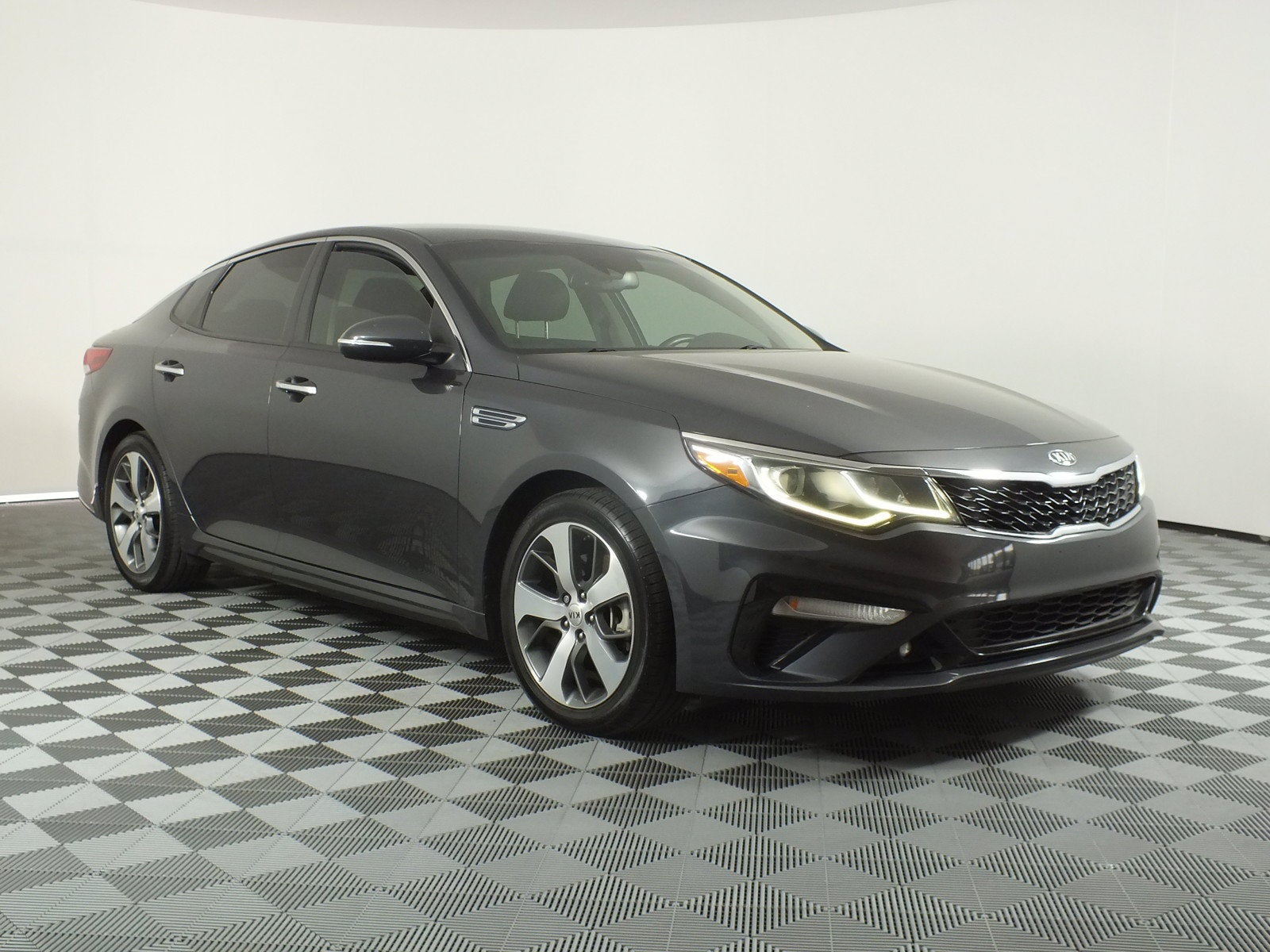 2019 Kia Optima S *RELIABLE DAILY DRIVER!*