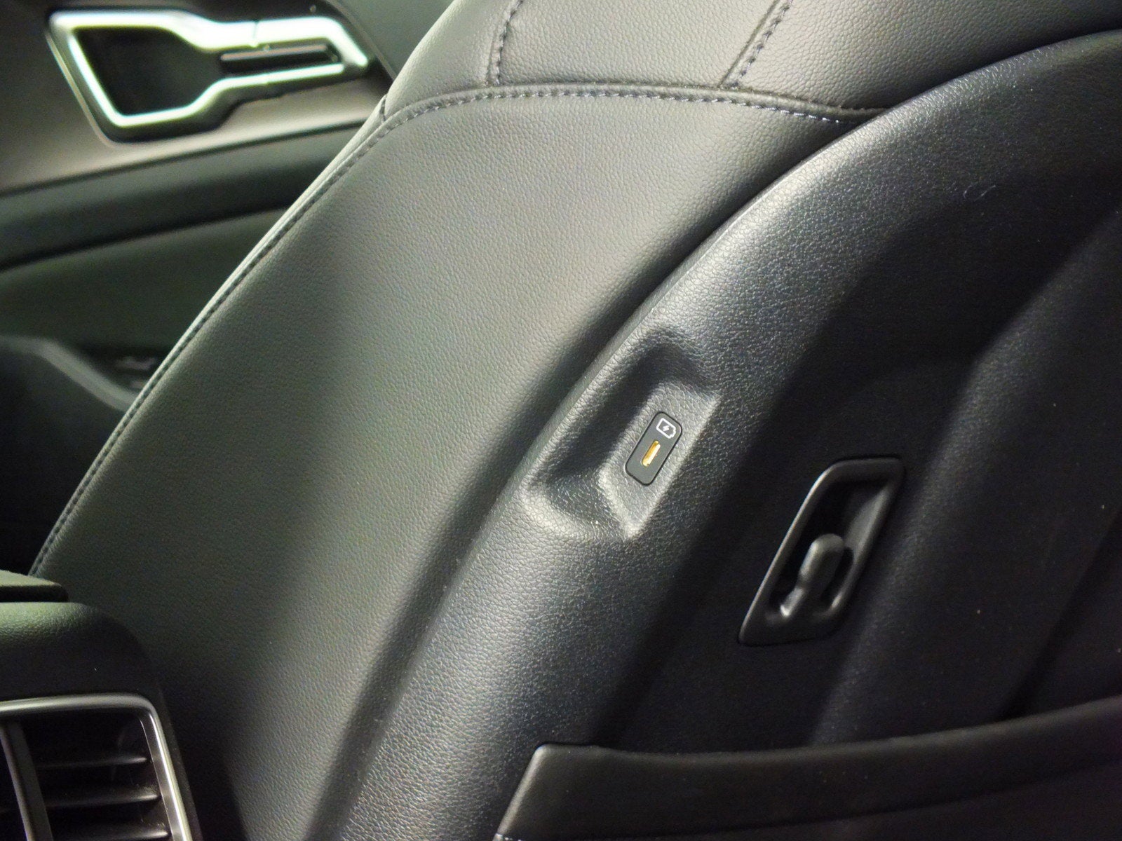 2025 Kia Sportage EX *1-OWNER*