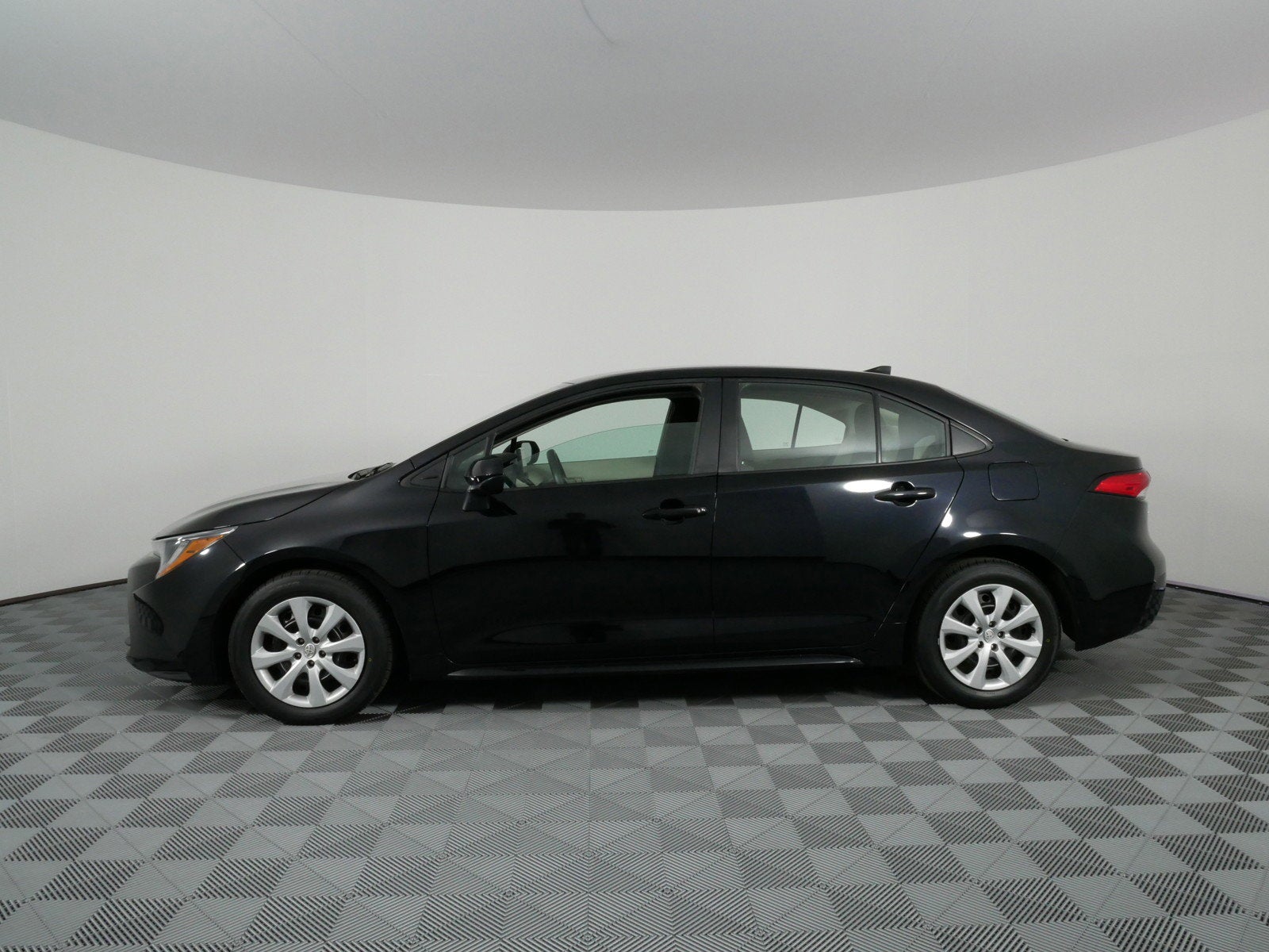 2024 Toyota Corolla LE FWD *1 OWNER, CLEAN CARFAX!*