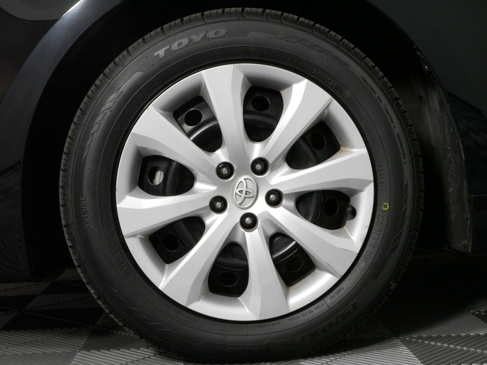 2024 Toyota Corolla LE FWD *1 OWNER, CLEAN CARFAX!*