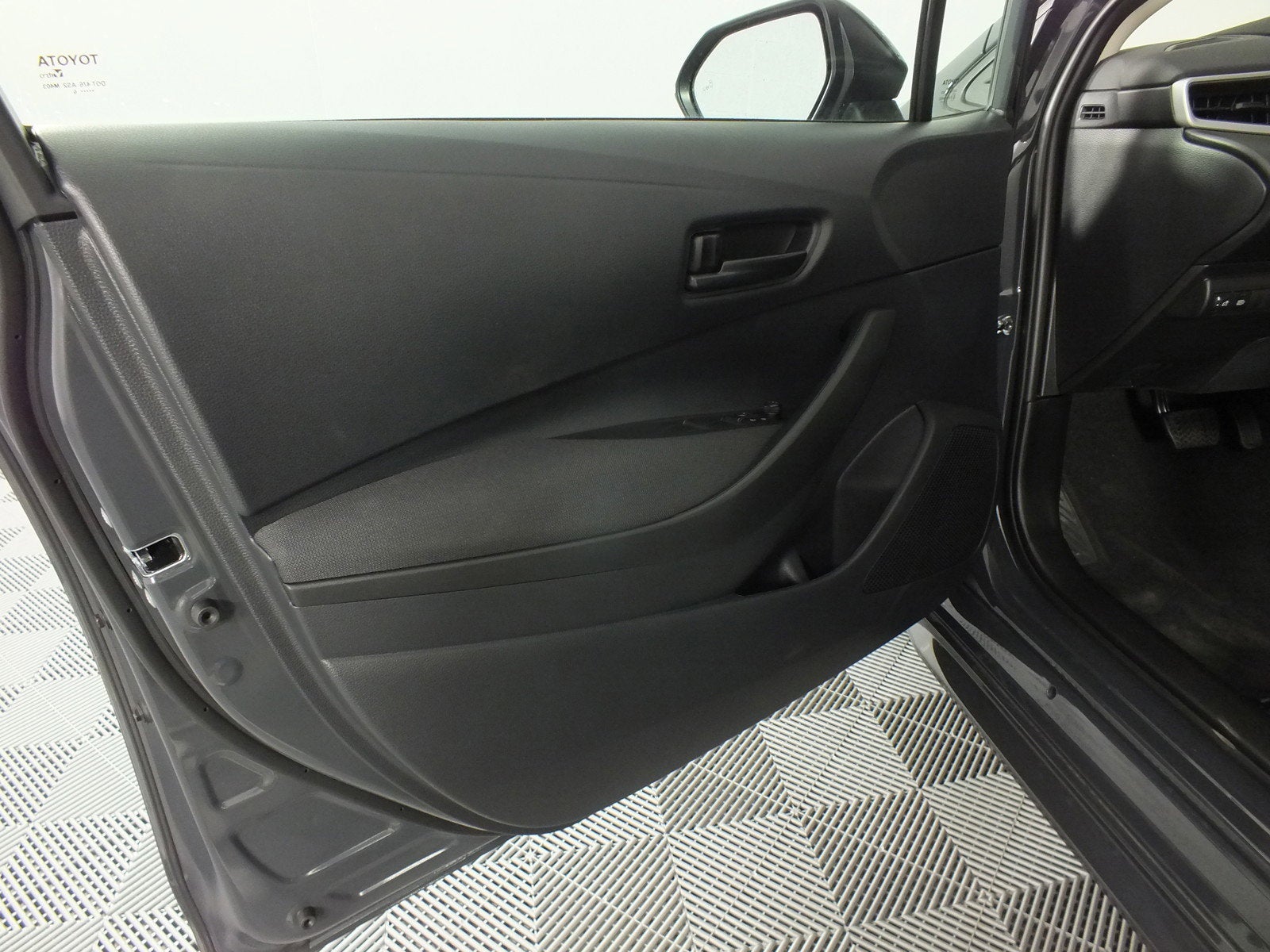 2026 Toyota Corolla LE *LIKE NEW CONDITION!*