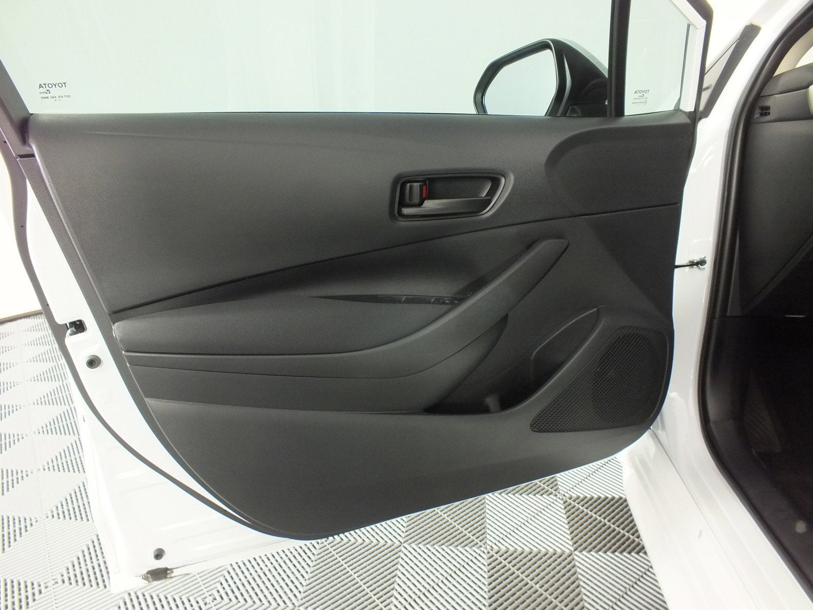 2025 Toyota Corolla LE FWD *1 OWNER, CLEAN CARFAX!*