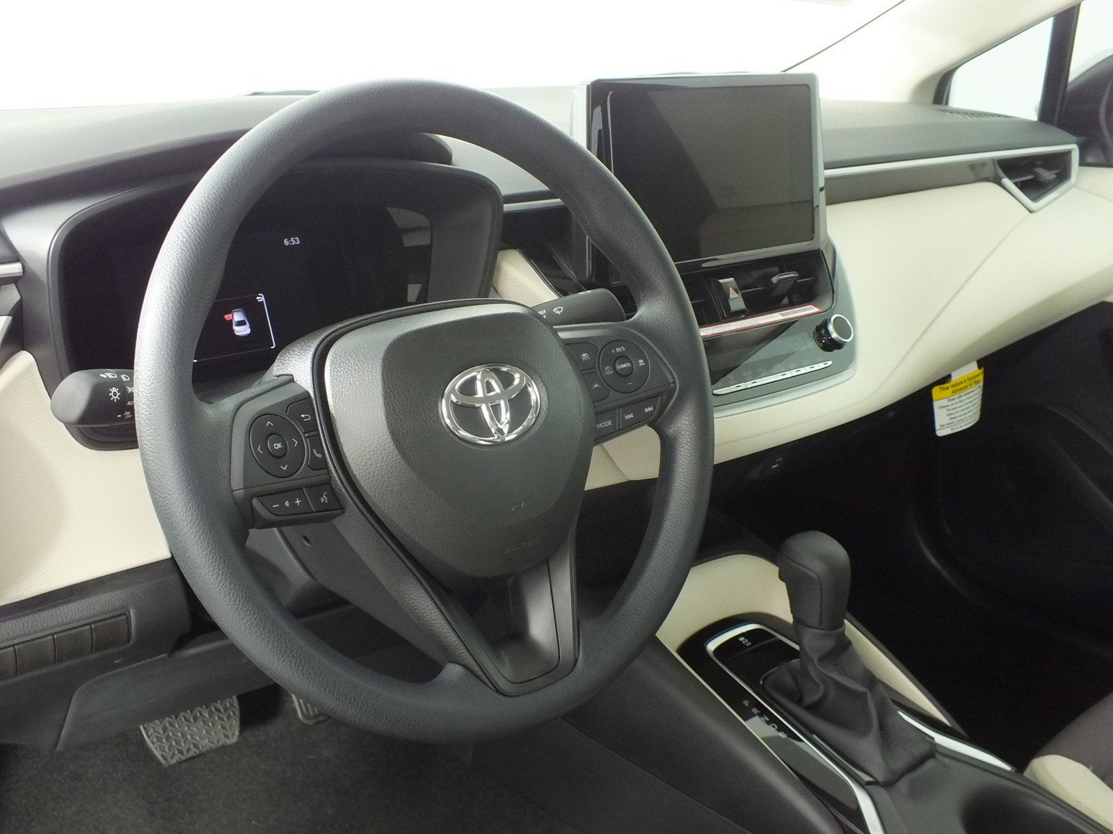 2026 Toyota Corolla LE *NEARLY BRAND NEW!*