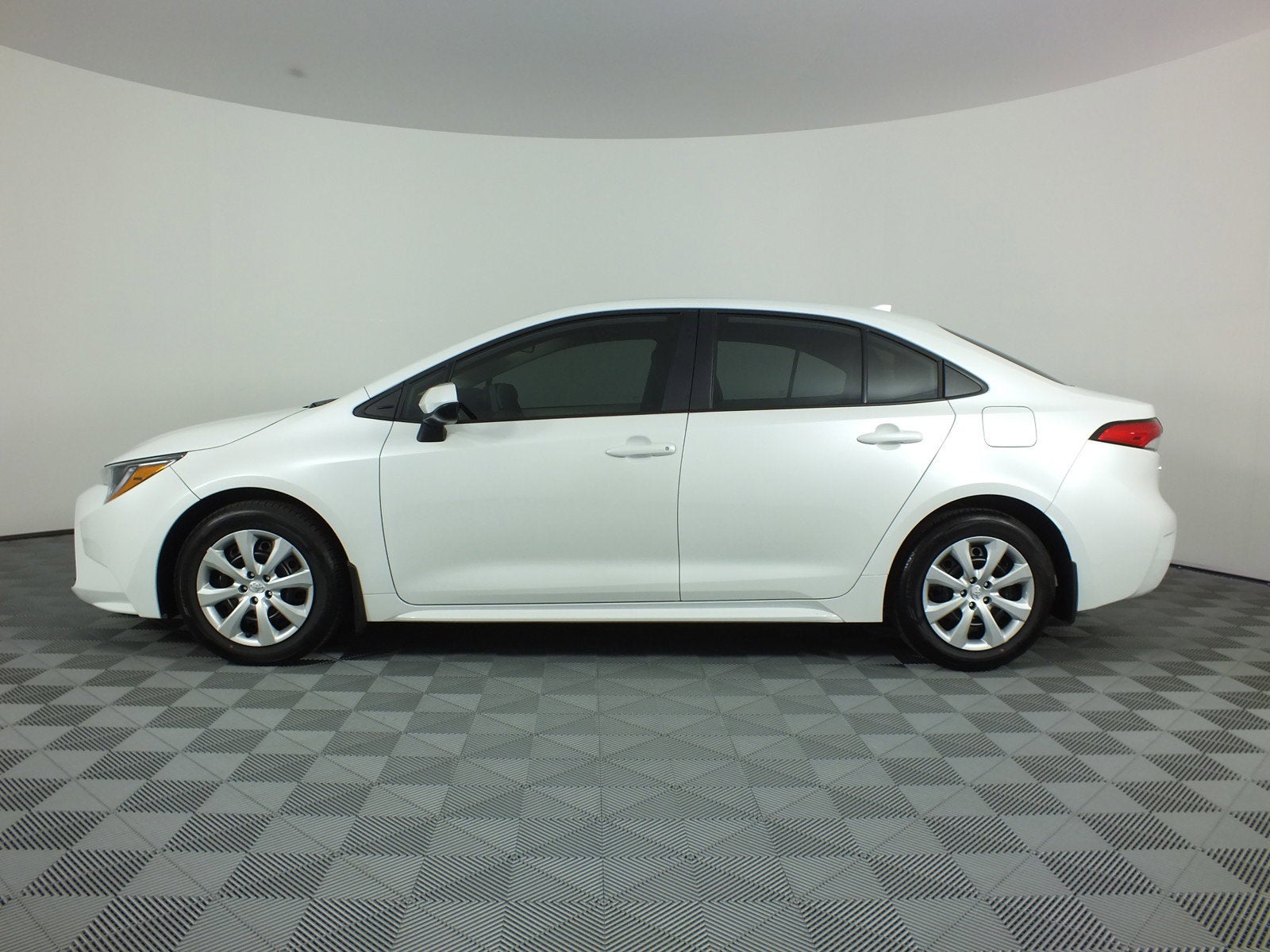 2026 Toyota Corolla LE *NEARLY BRAND NEW!*