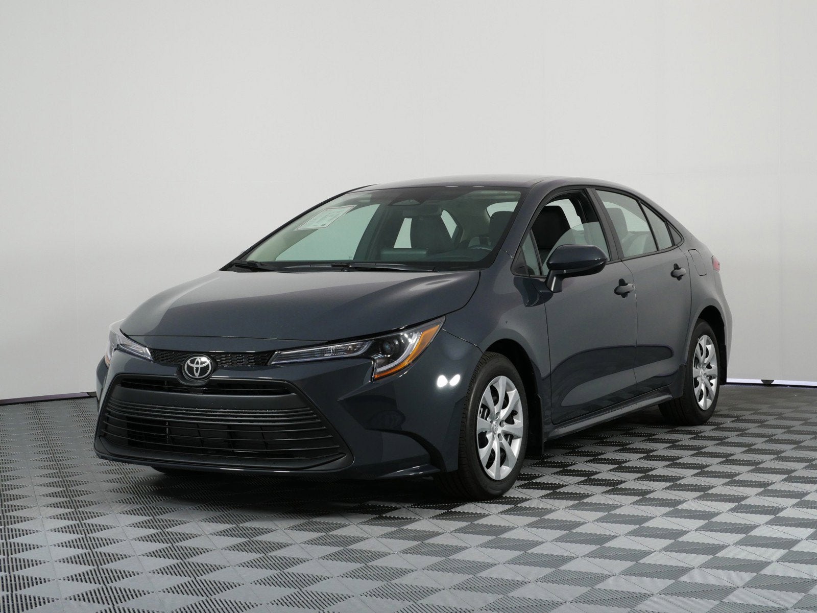 2026 Toyota Corolla LE * LIKE NEW!*