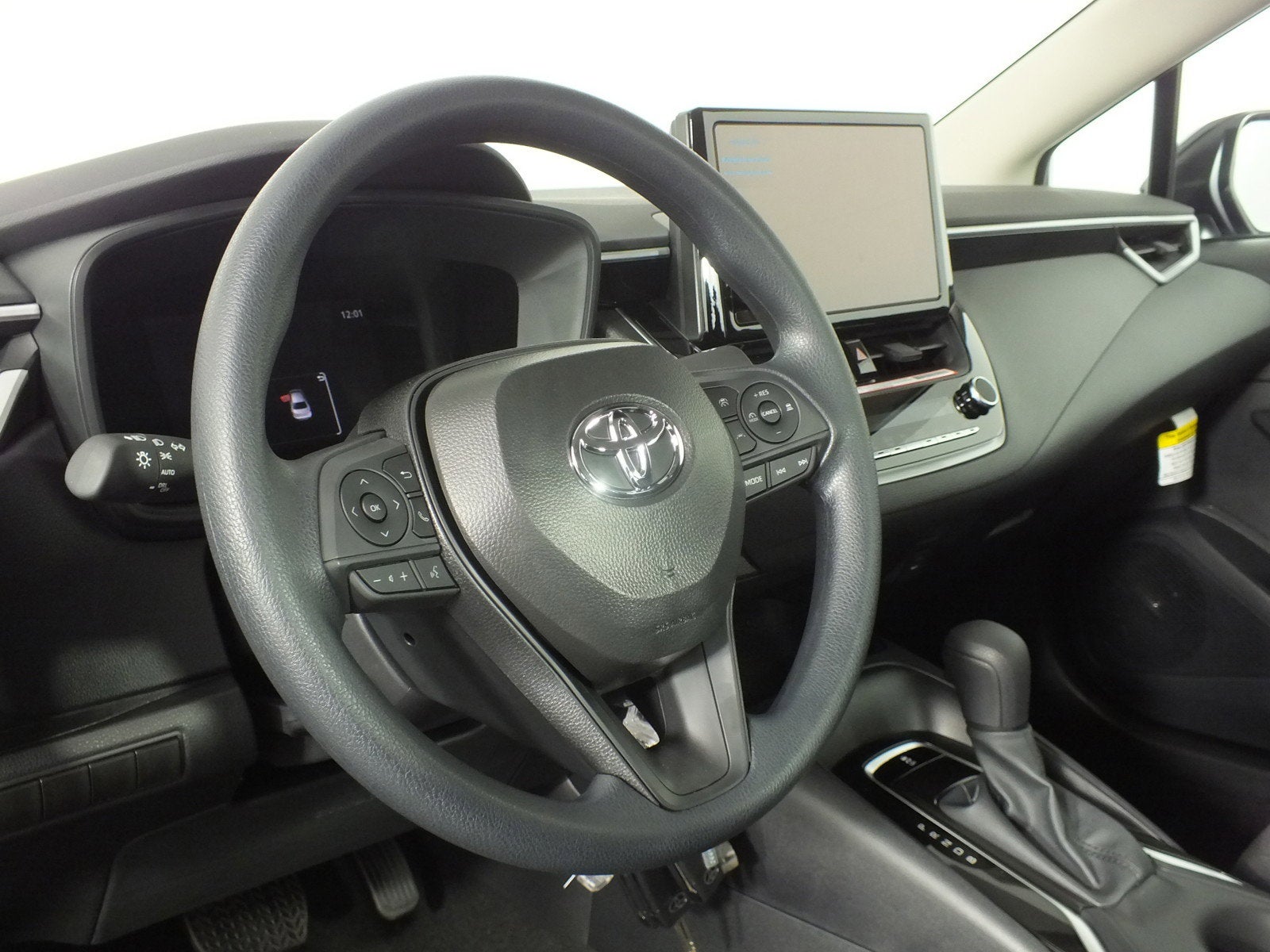2026 Toyota Corolla LE *SPORTY & LIKE NEW!*