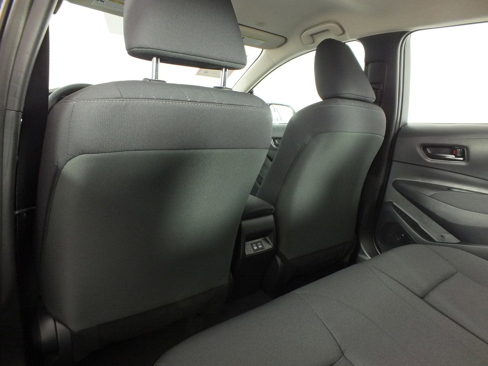 2026 Toyota Corolla LE *SPORTY & LIKE NEW!*