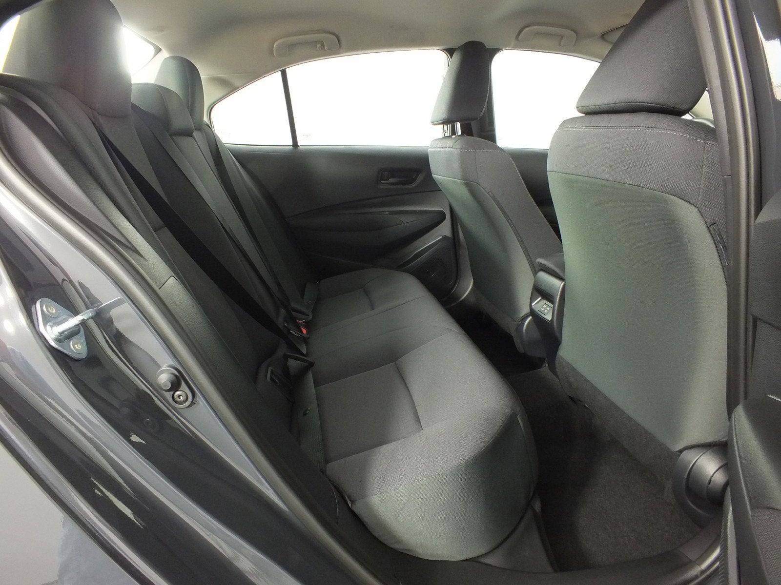 2026 Toyota Corolla LE *SPORTY & LIKE NEW!*