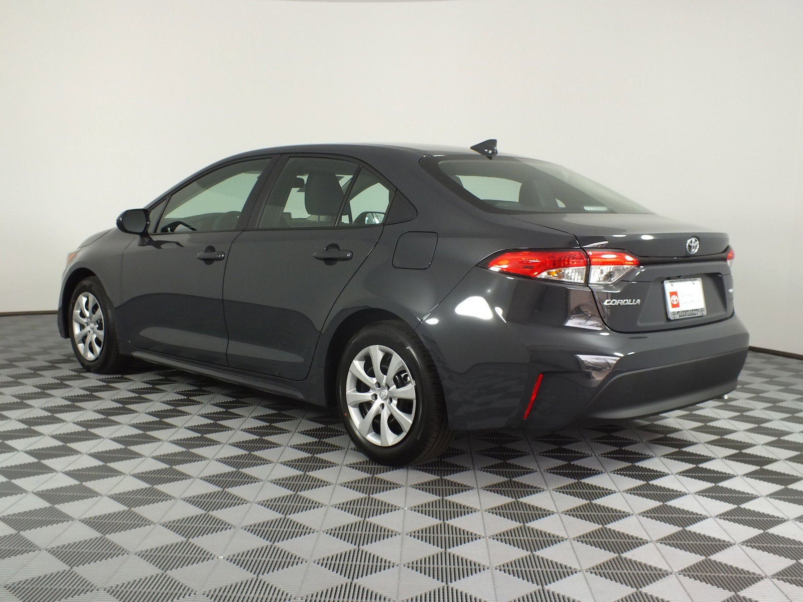 2026 Toyota Corolla LE *SPORTY & LIKE NEW!*
