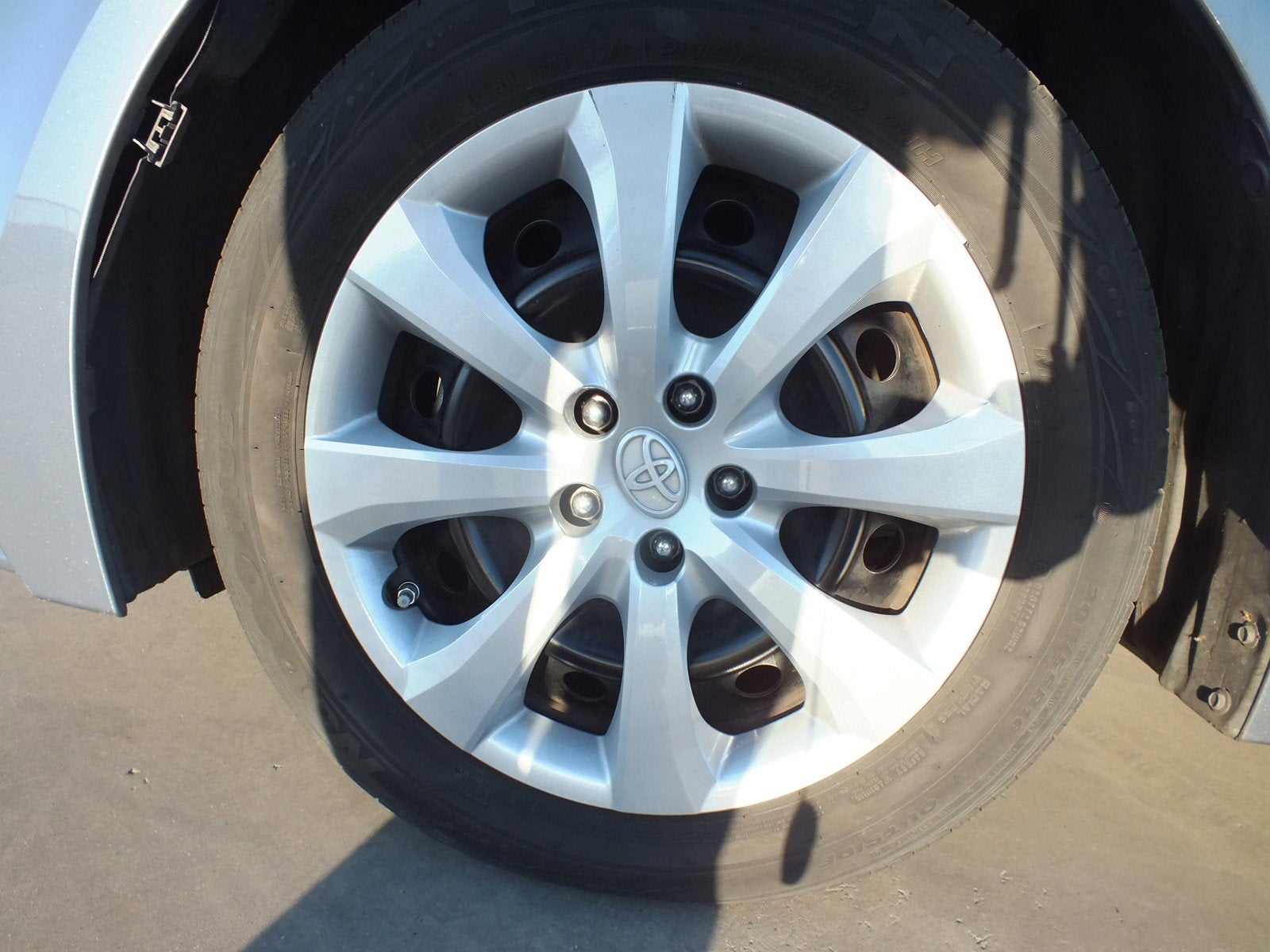 2023 Toyota Corolla LE *CLEAN CARFAX*