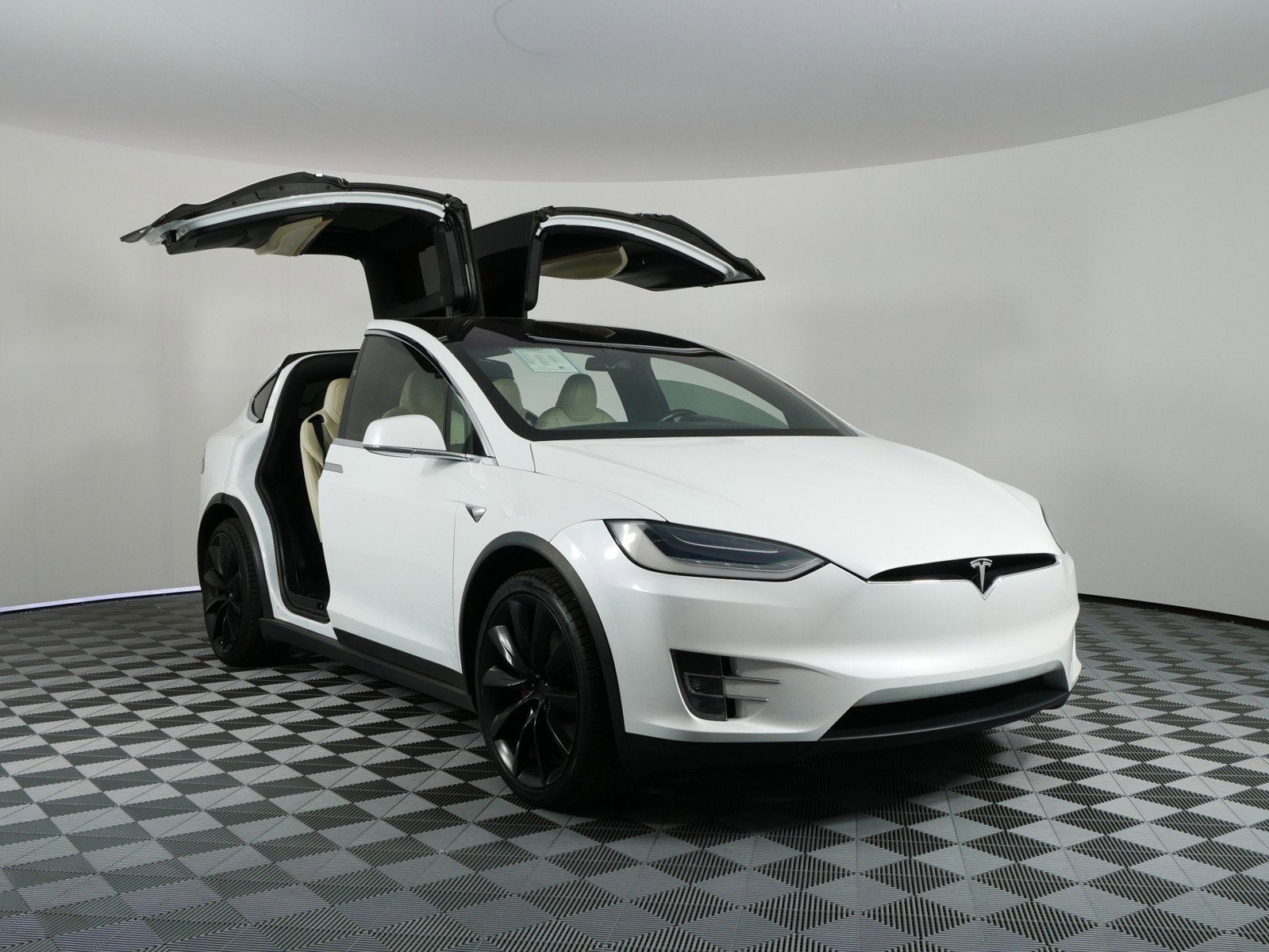 2020 Tesla Model X Performance AWD *LOOKS GREAT INSIDE AND OUT!*