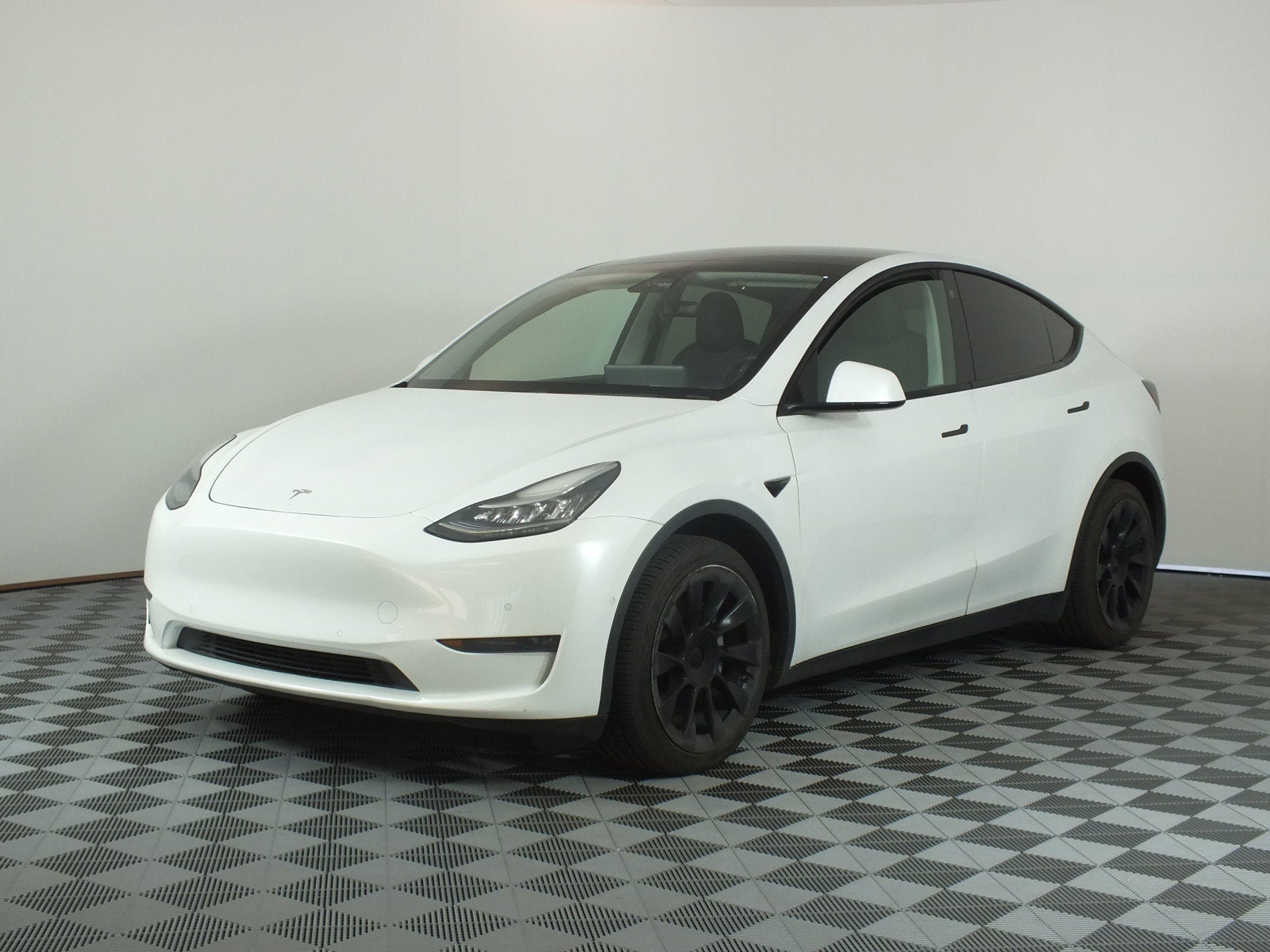 2021 Tesla Model Y Long Range AWD *WELL MAINTAINED!*