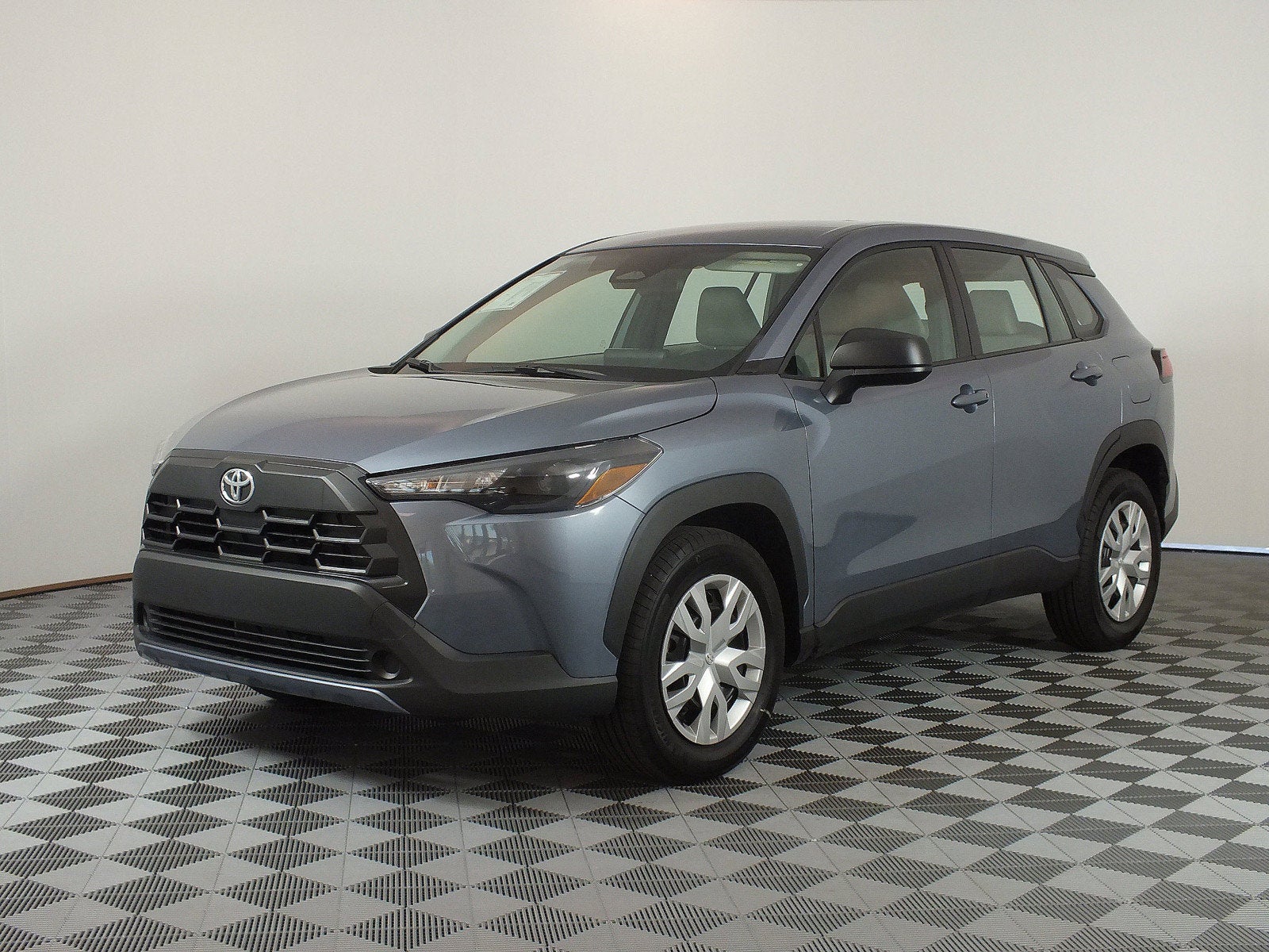 2026 Toyota Corolla Cross L *1-OWNER! LOW MILES!*