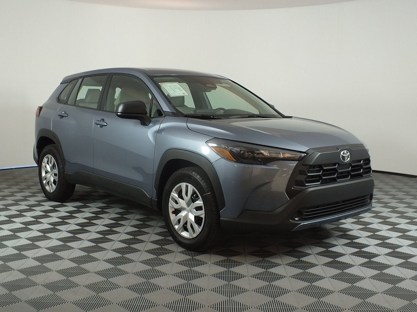 2026 Toyota Corolla Cross L *1-OWNER! LOW MILES!*