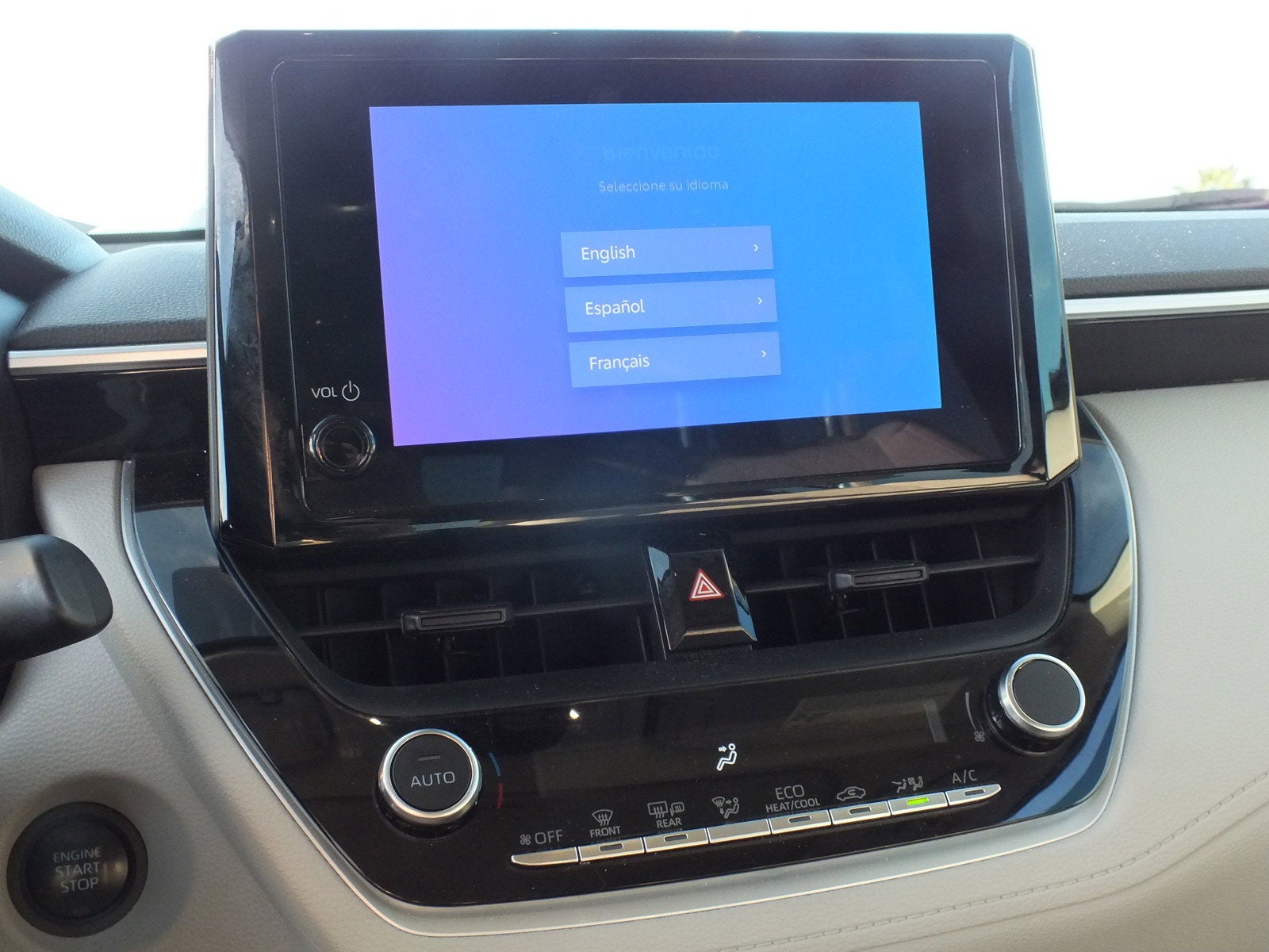 2024 Toyota Corolla Cross LE *1-OWNER*