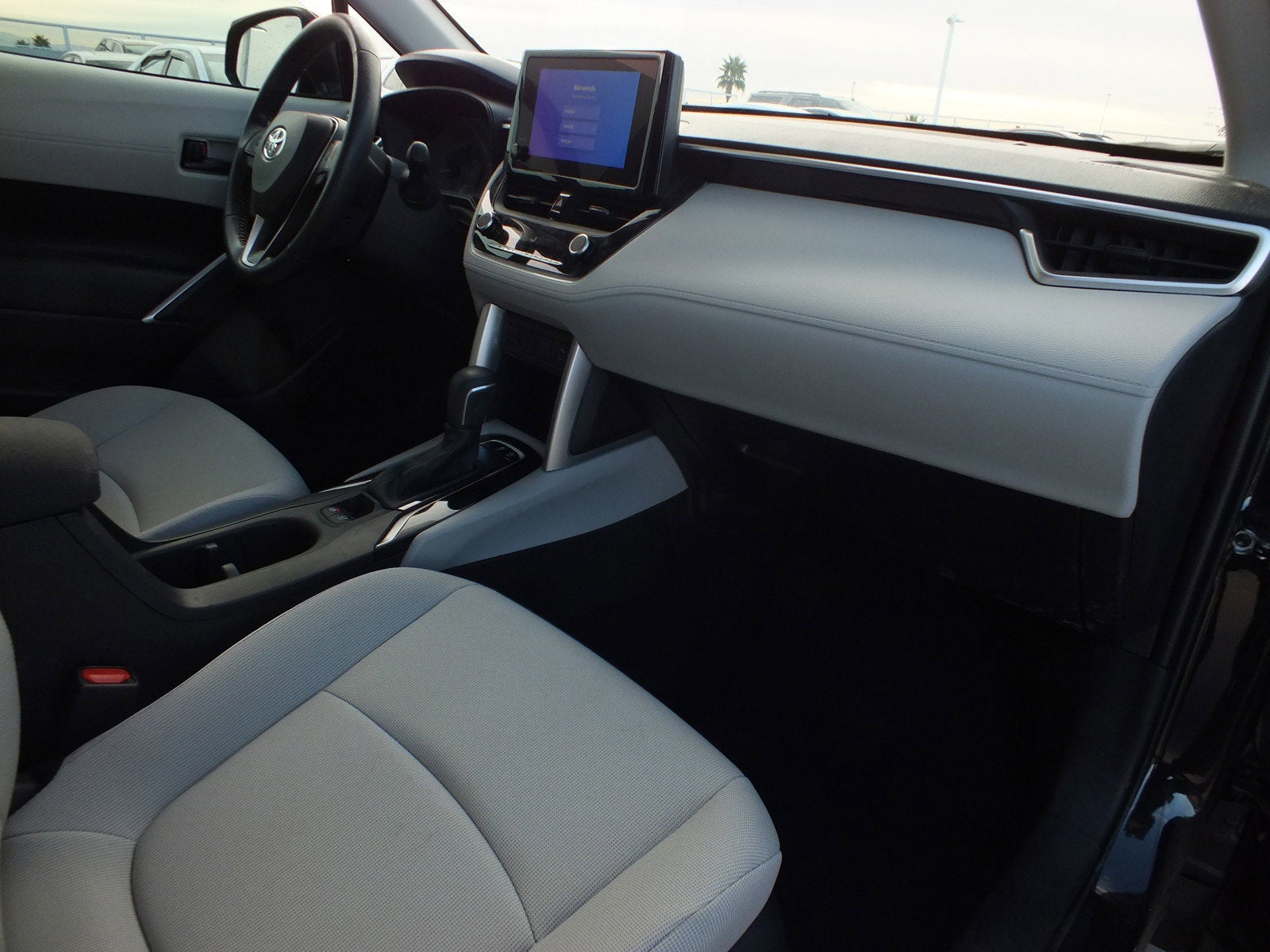 2023 Toyota Corolla Cross LE FWD *1 0WNER, CLEAN CARFAX!*