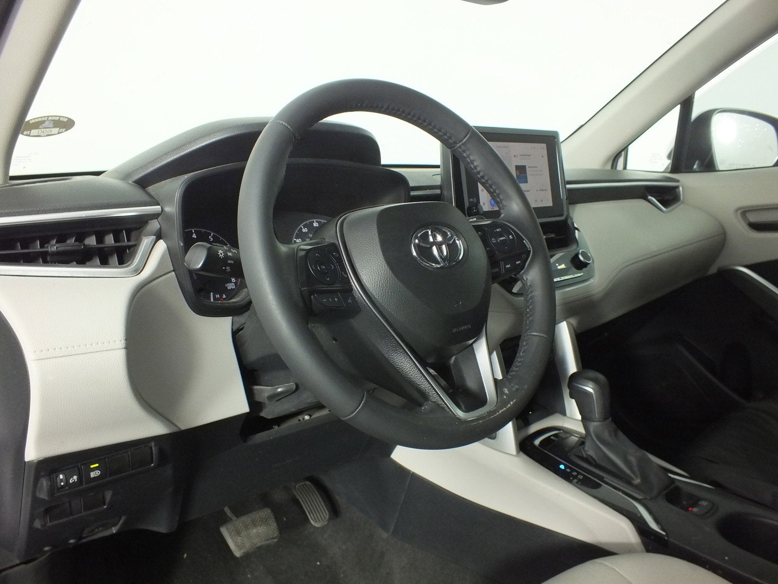 2024 Toyota Corolla Cross LE *1-OWNER*