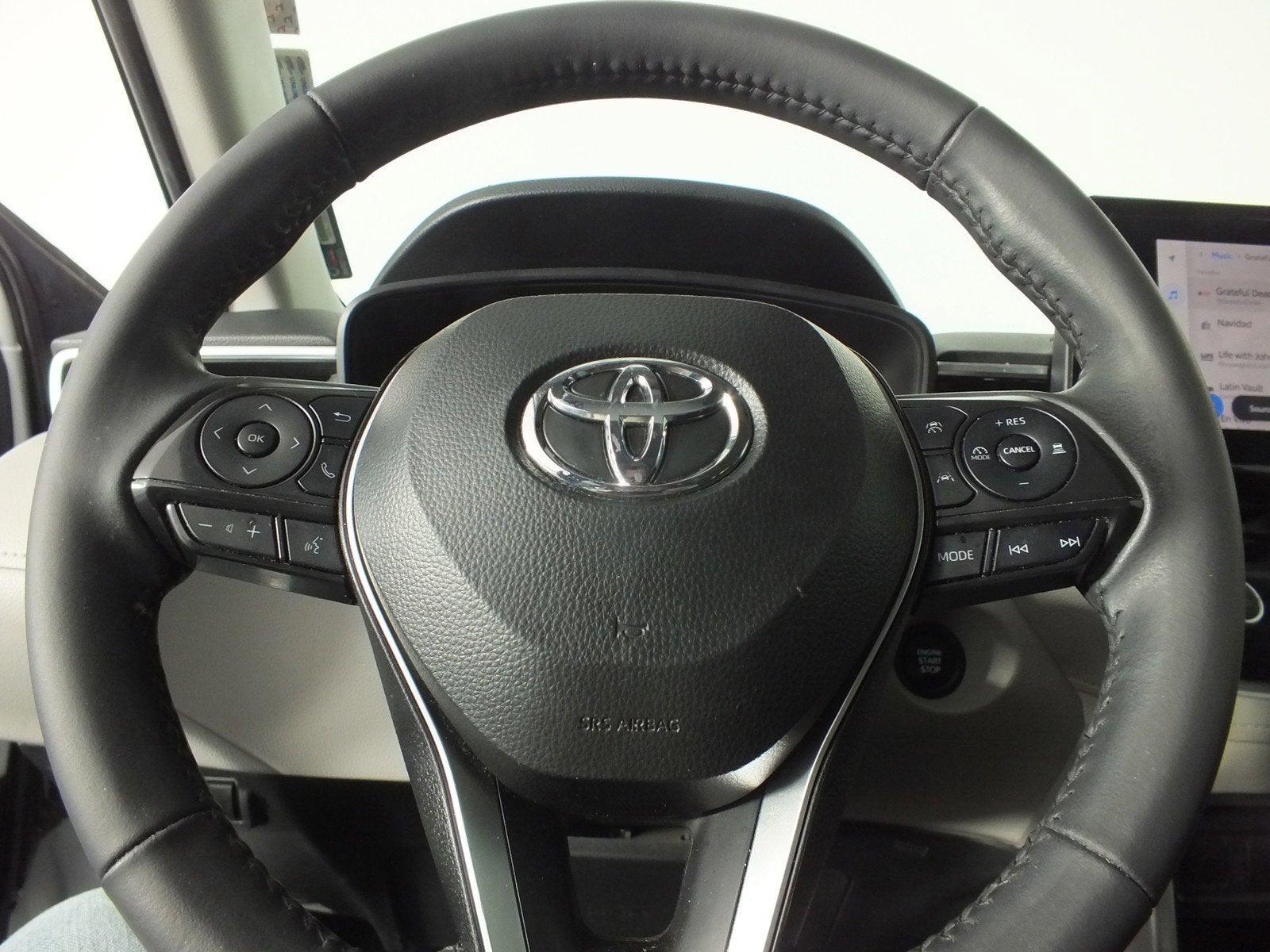 2024 Toyota Corolla Cross LE *1-OWNER*