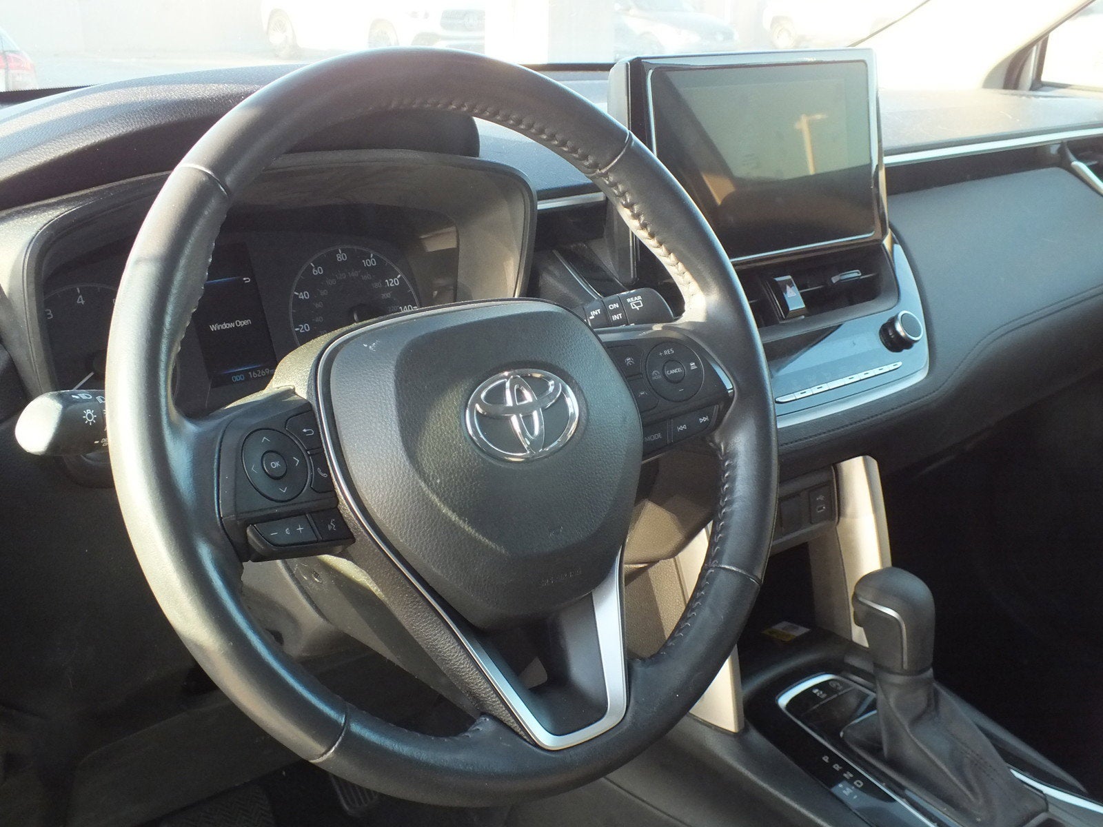 2023 Toyota Corolla Cross LE AWD *LOW MILES! CLEAN CARFAX*