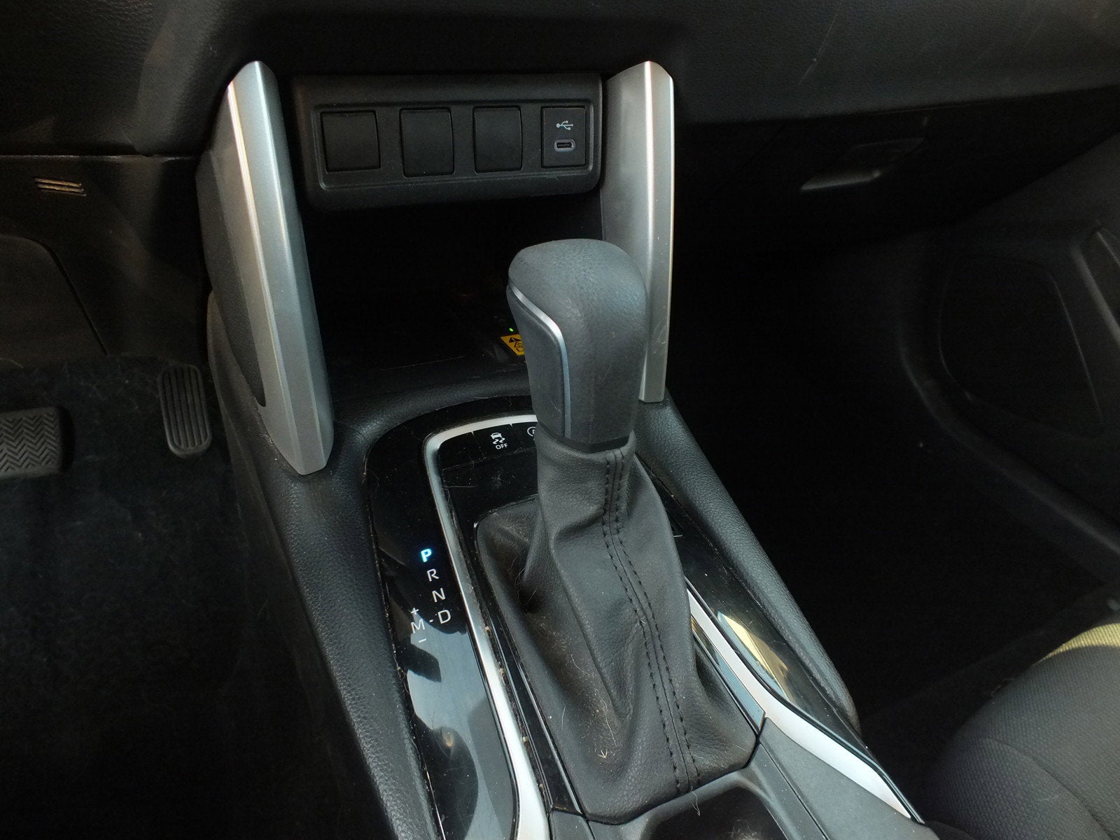 2023 Toyota Corolla Cross LE AWD *LOW MILES! CLEAN CARFAX*