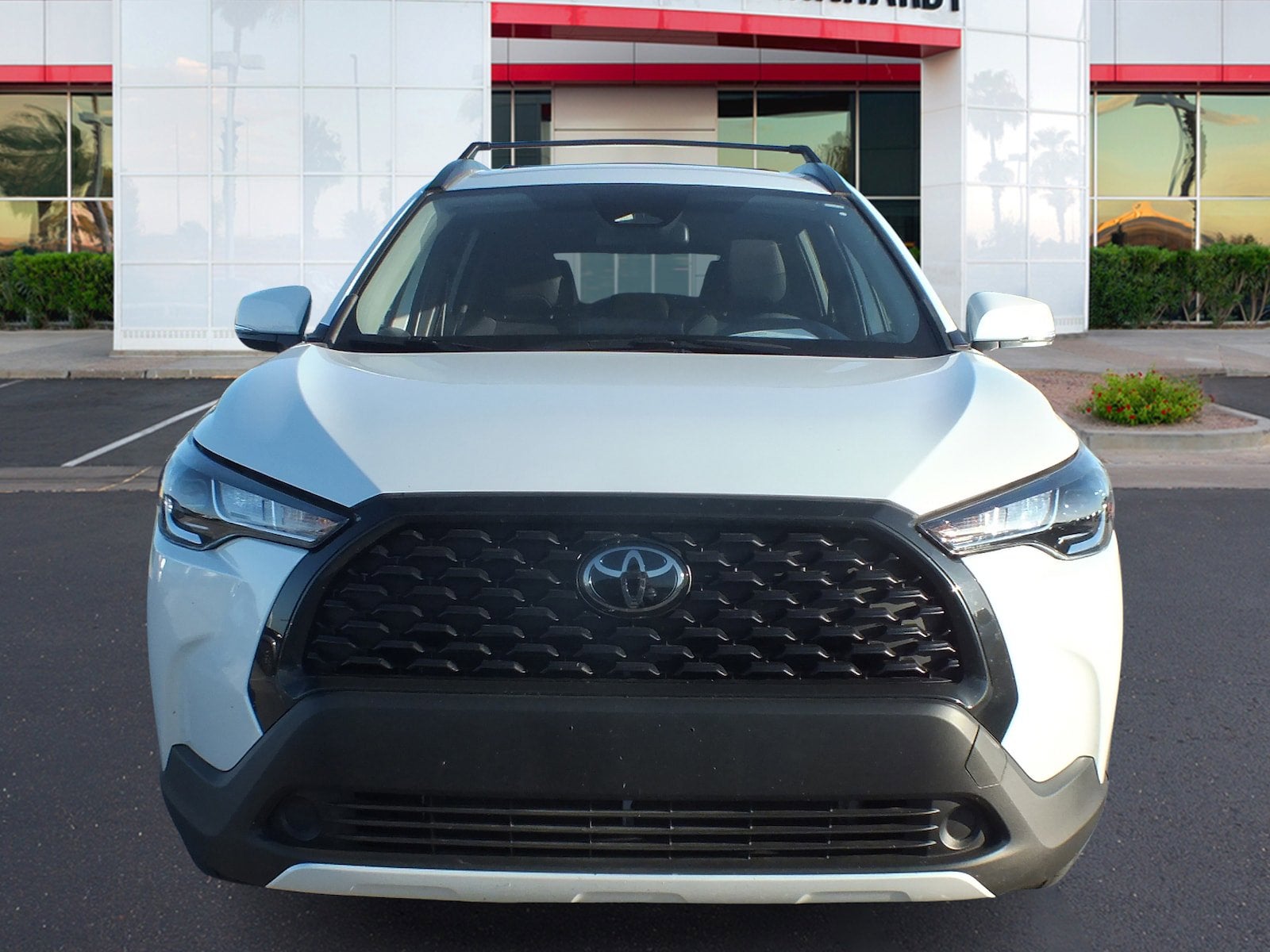 2023 Toyota Corolla Cross LE AWD *LOW MILES! CLEAN CARFAX*