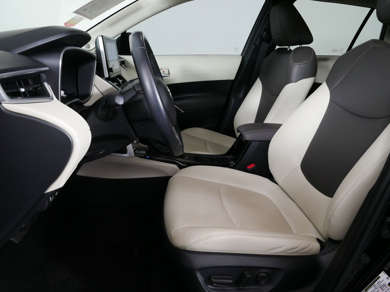 2023 Toyota Corolla Cross XLE *1-OWNER*