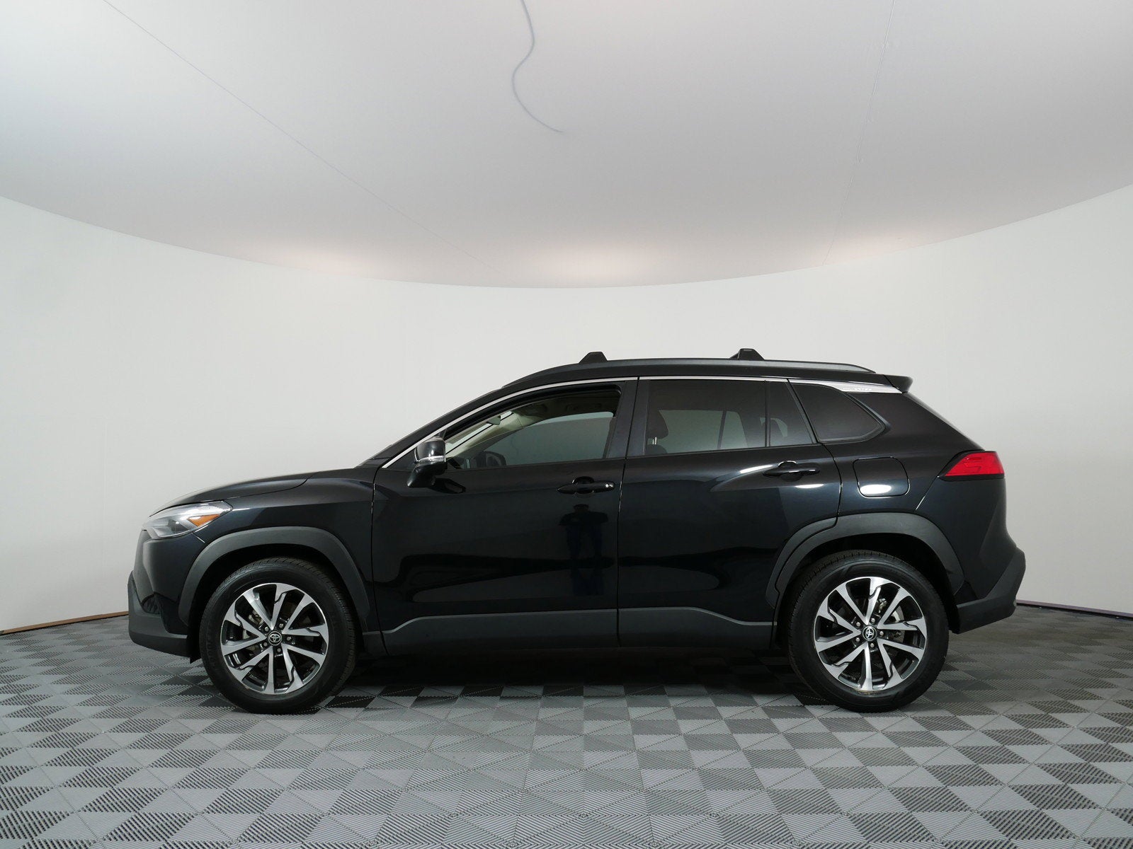 2023 Toyota Corolla Cross XLE *1-OWNER*