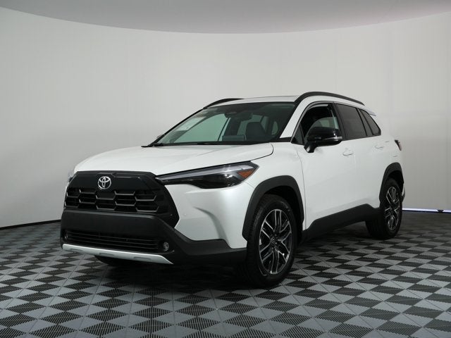2026 Toyota Corolla Cross XLE *1-OWNER! UNDER 10K MILES*
