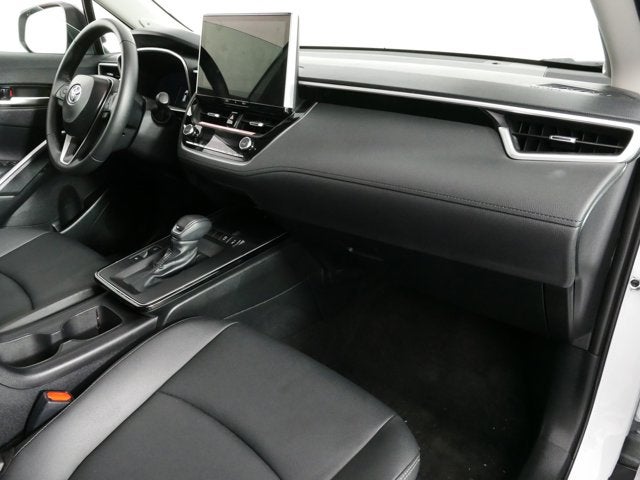 2026 Toyota Corolla Cross XLE *1-OWNER! UNDER 10K MILES*